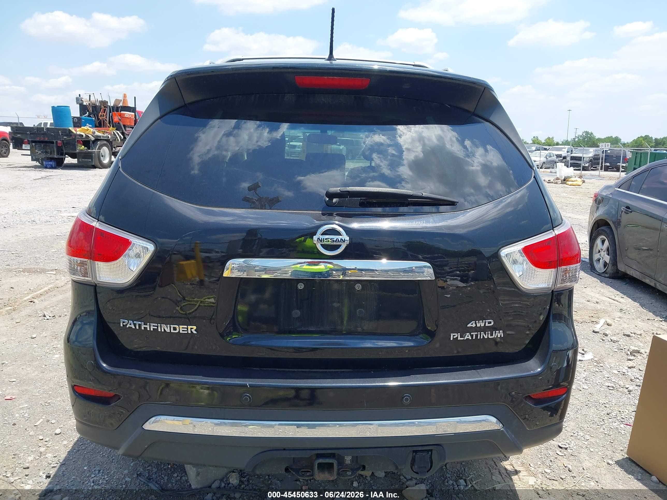 2015 Nissan Pathfinder Platinum Black vin: 5N1AR2MM6FC720098