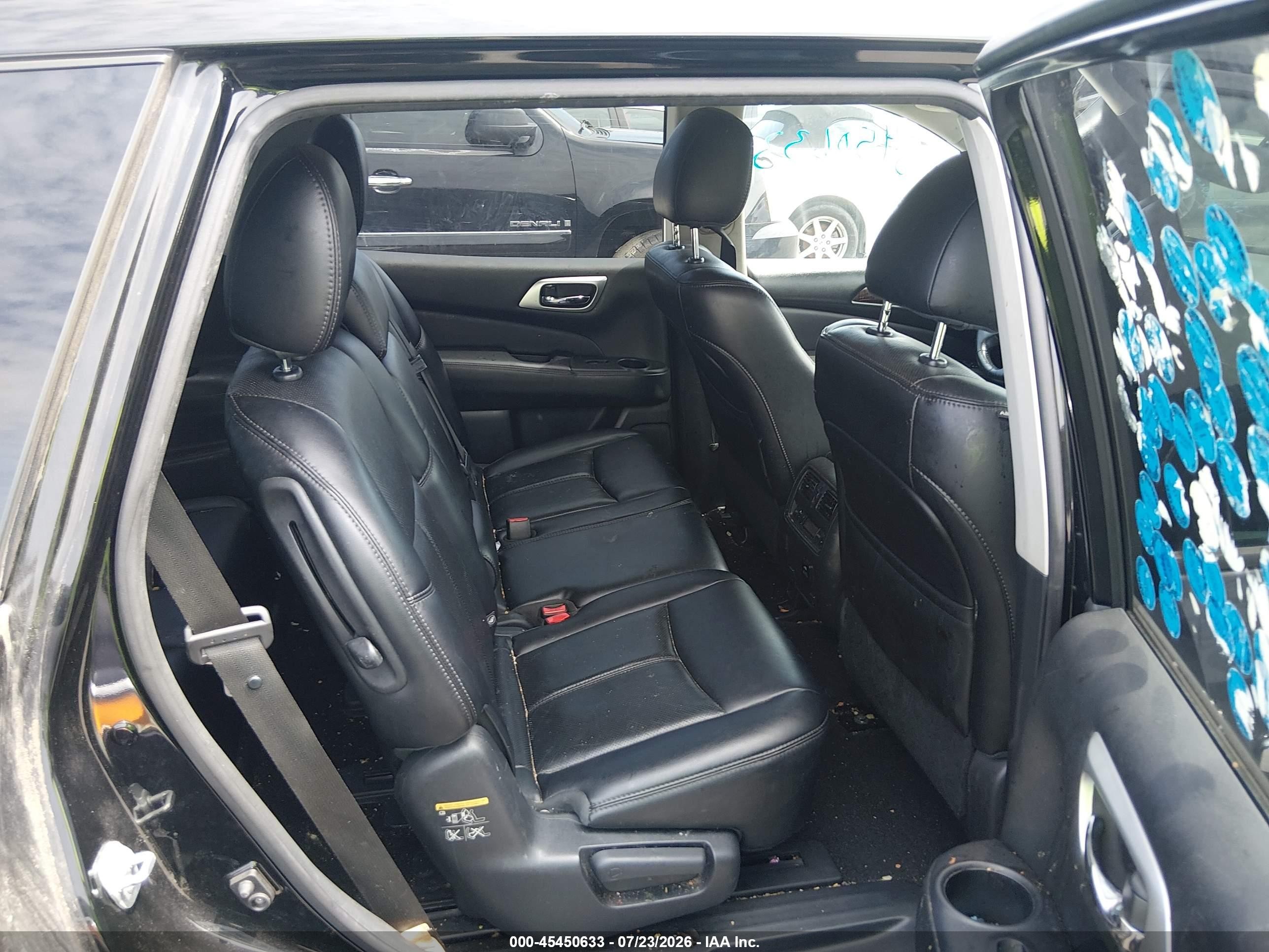 2015 Nissan Pathfinder Platinum Black vin: 5N1AR2MM6FC720098