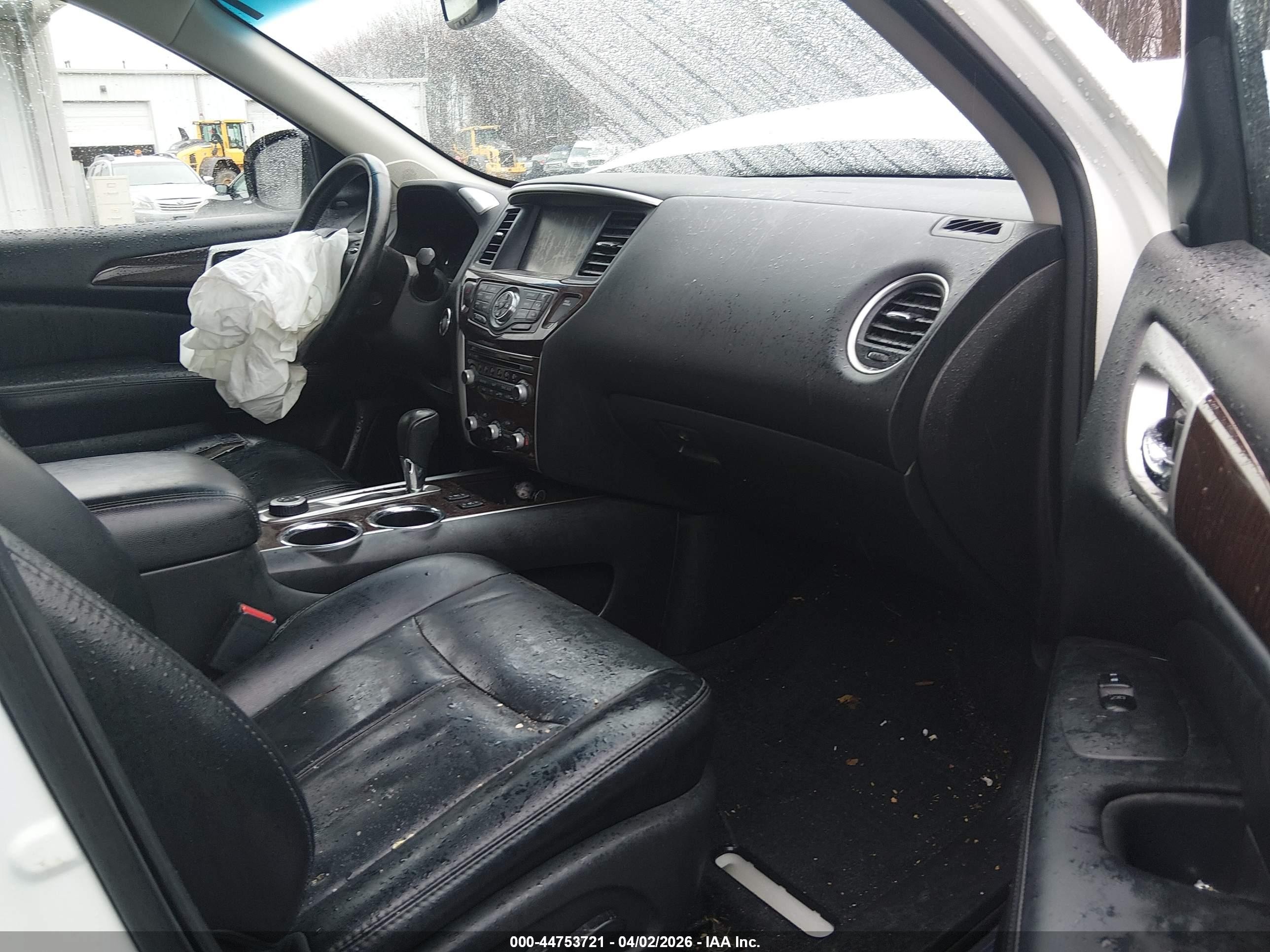 2015 Nissan Pathfinder Sl Белый vin: 5N1AR2MM6FC721591