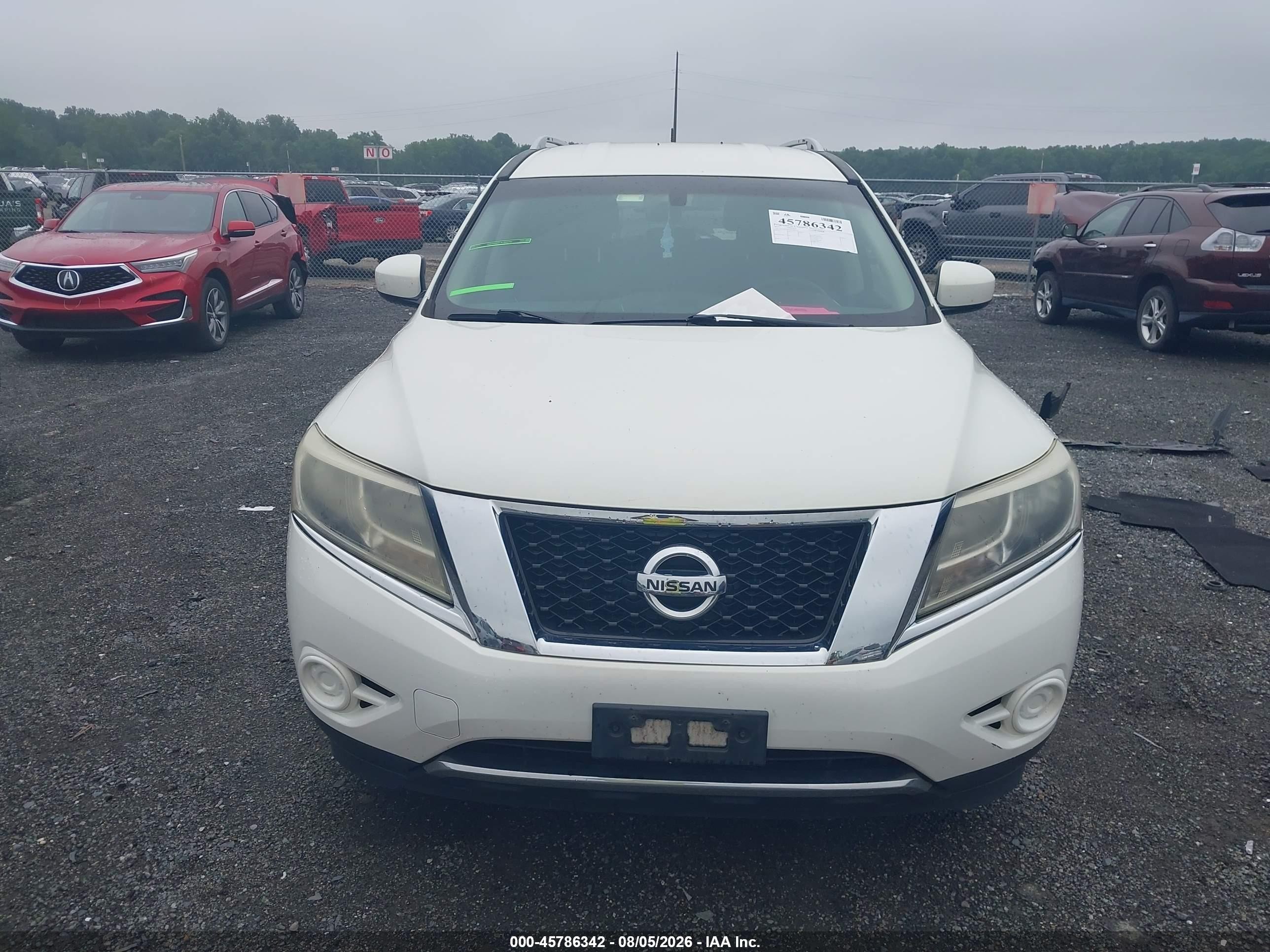 2013 Nissan Pathfinder Sv White vin: 5N1AR2MM7DC606723