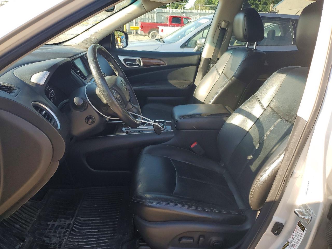 2013 Nissan Pathfinder S Silver vin: 5N1AR2MM7DC616961