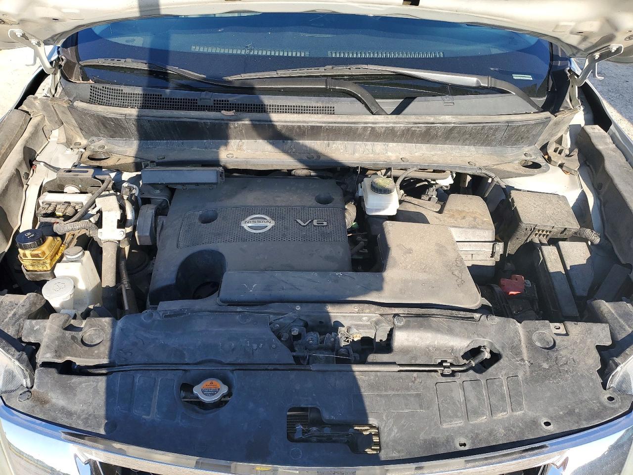 2013 Nissan Pathfinder S Silver vin: 5N1AR2MM7DC616961