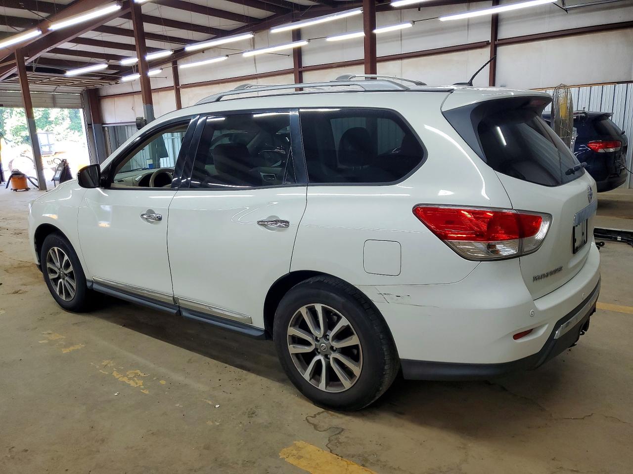 2013 Nissan Pathfinder S White vin: 5N1AR2MM7DC635218