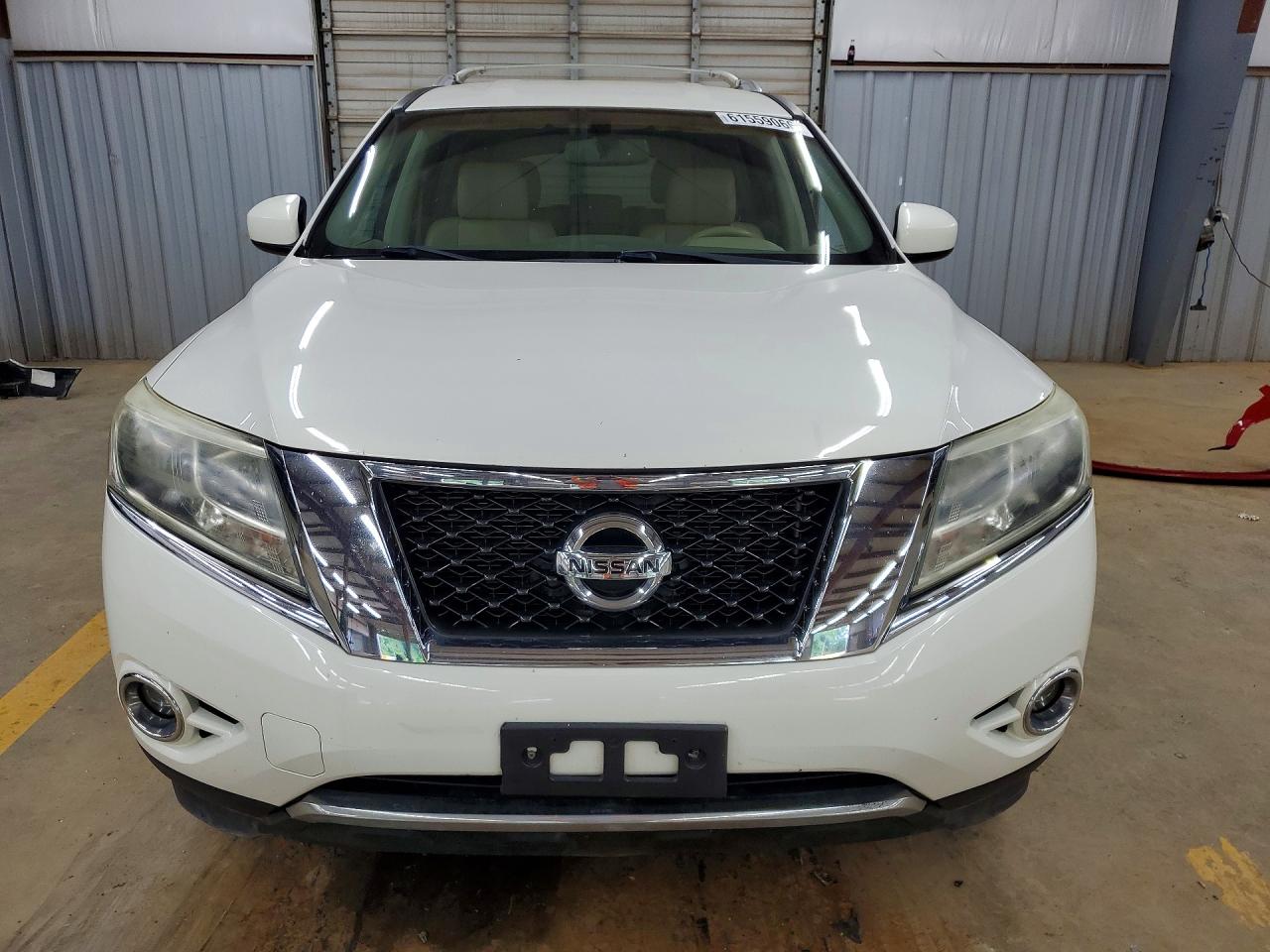 2013 Nissan Pathfinder S White vin: 5N1AR2MM7DC635218