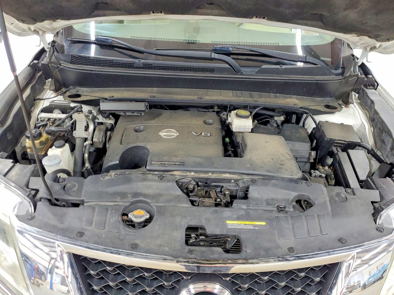 2013 Nissan Pathfinder S White vin: 5N1AR2MM7DC635218