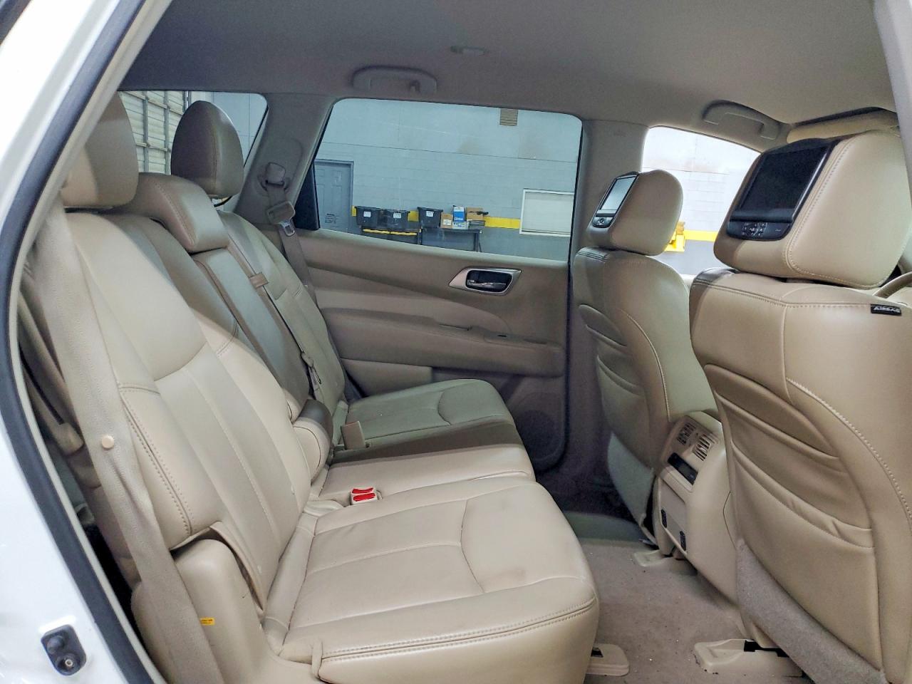 2013 Nissan Pathfinder S White vin: 5N1AR2MM7DC635218