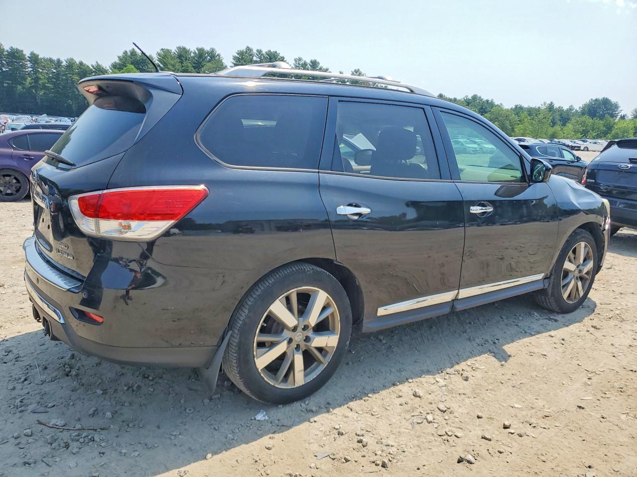 2013 Nissan Pathfinder S Black vin: 5N1AR2MM7DC649961