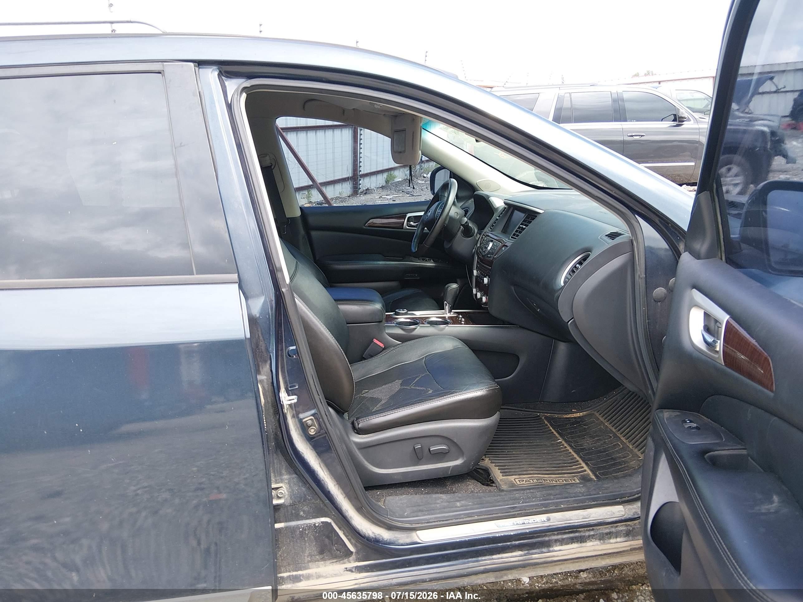 2013 Nissan Pathfinder Platinum Dark Blue vin: 5N1AR2MM7DC659793