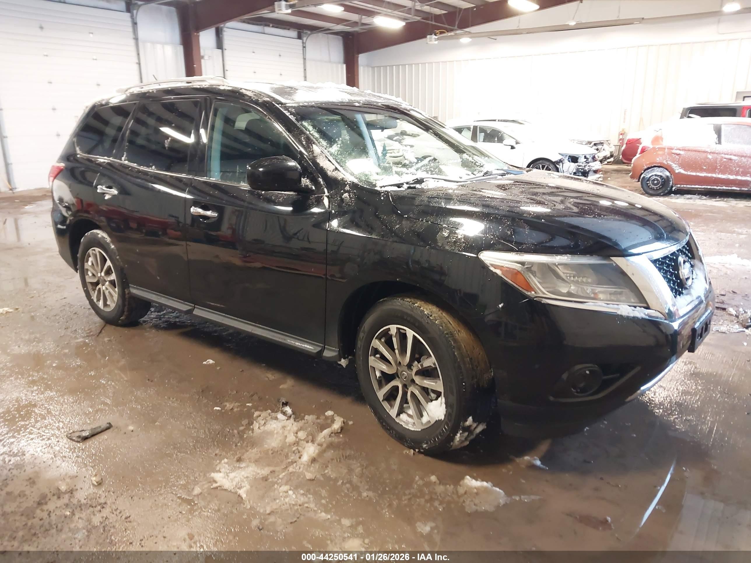 2013 Nissan Pathfinder Sv Черный vin: 5N1AR2MM7DC667442