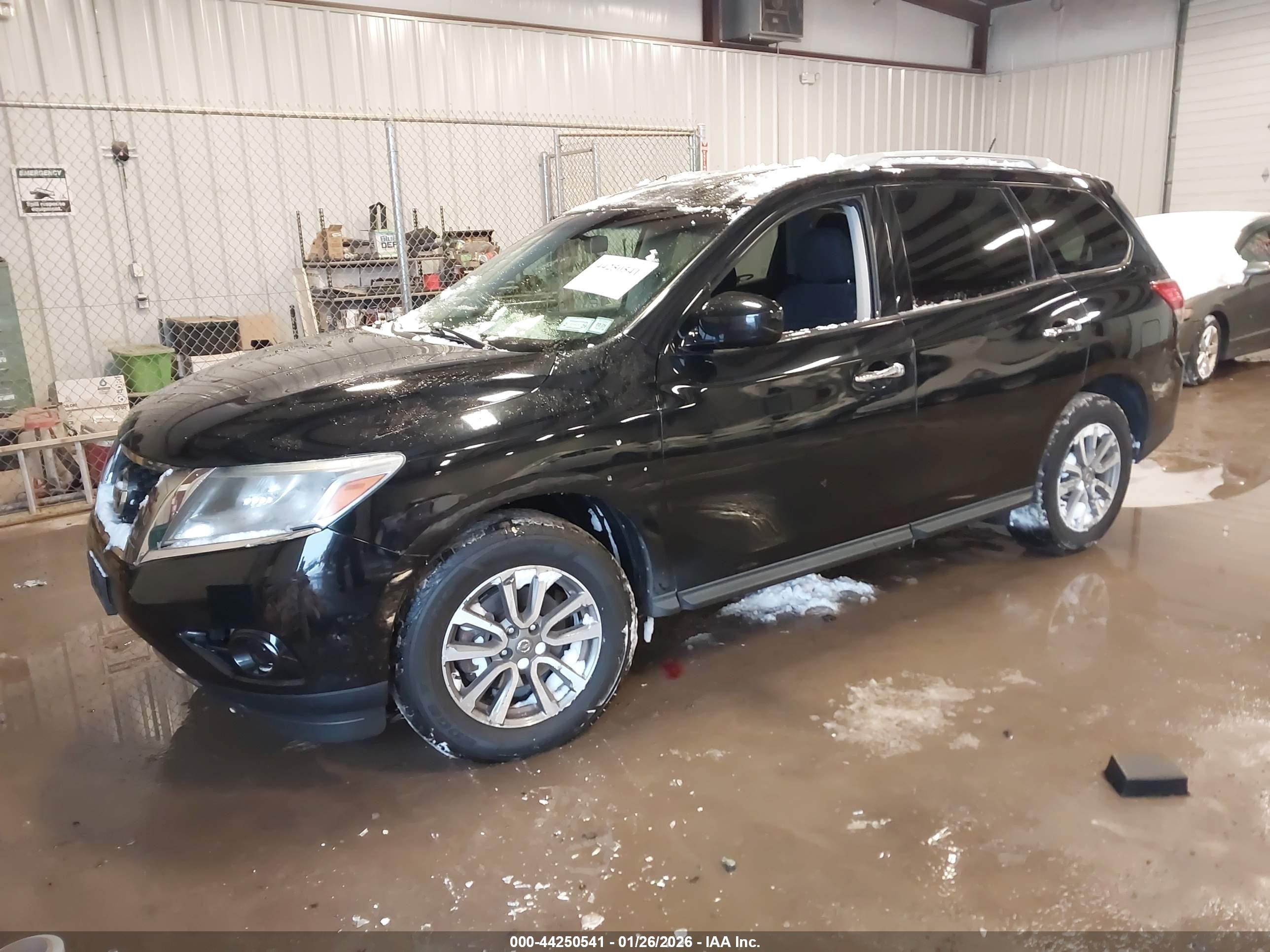 2013 Nissan Pathfinder Sv Black vin: 5N1AR2MM7DC667442