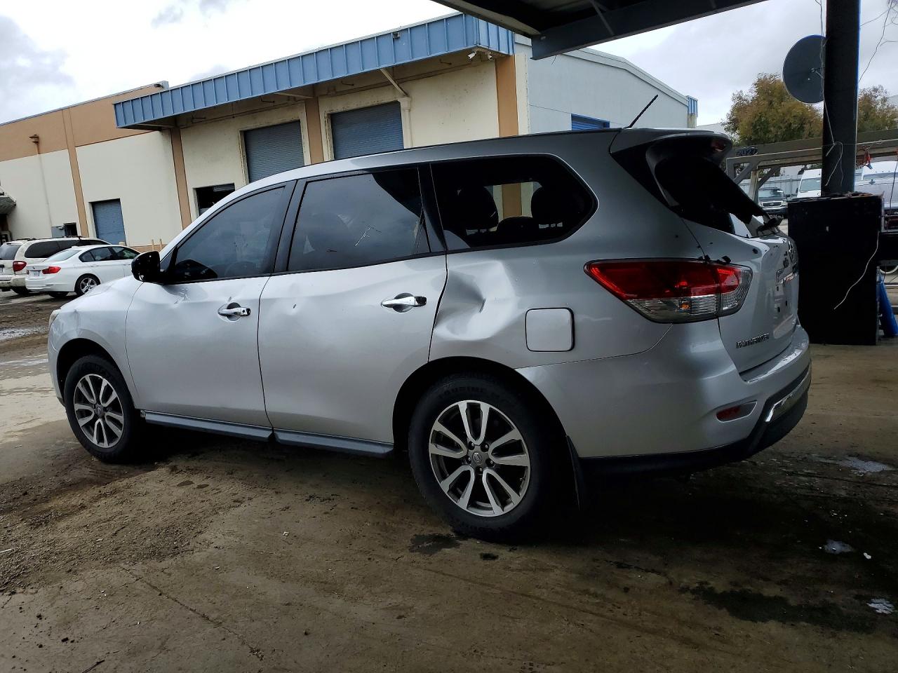 2013 Nissan Pathfinder S Silver vin: 5N1AR2MM7DC671250