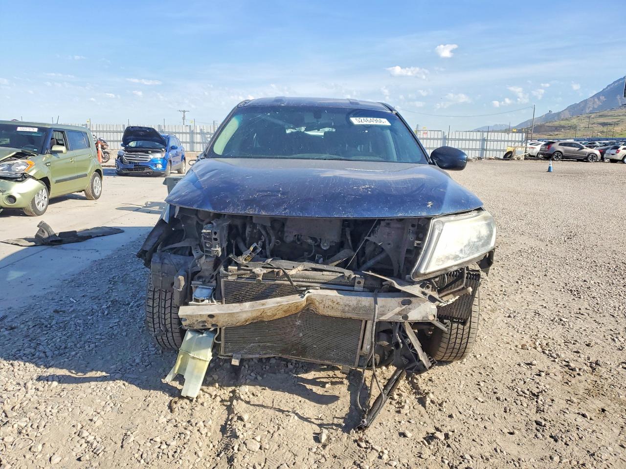 2013 Nissan Pathfinder Blue vin: 5N1AR2MM7DC671992