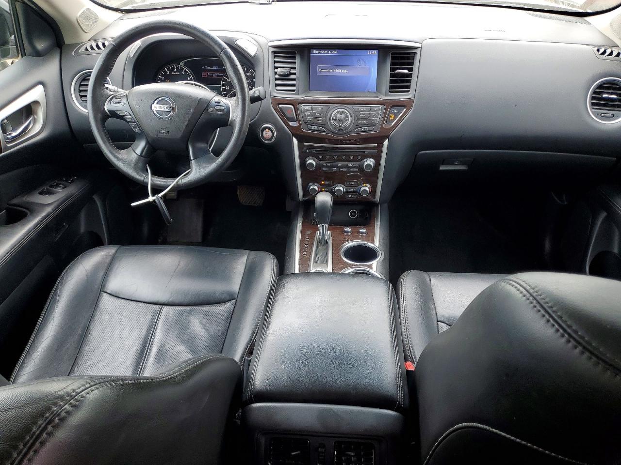 2013 Nissan Pathfinder S Silver vin: 5N1AR2MM7DC672642