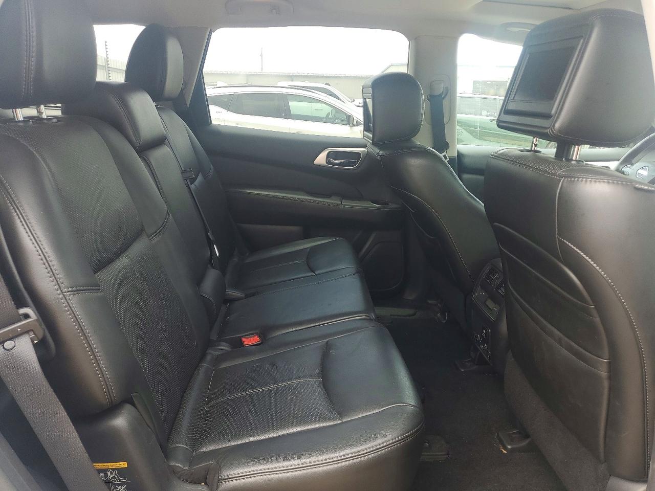2013 Nissan Pathfinder S Silver vin: 5N1AR2MM7DC672642