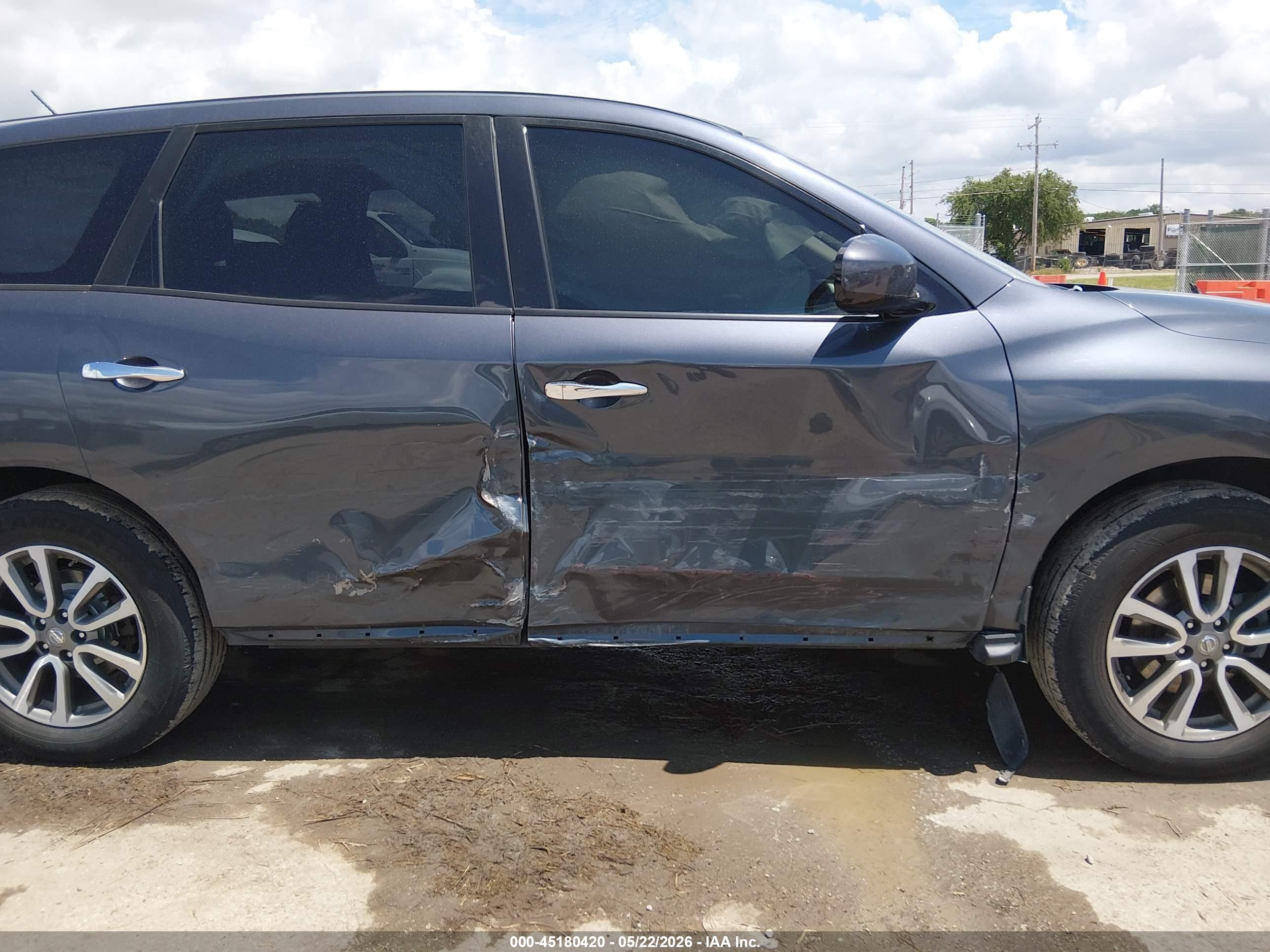 2013 Nissan Pathfinder S Gray vin: 5N1AR2MM7DC672981