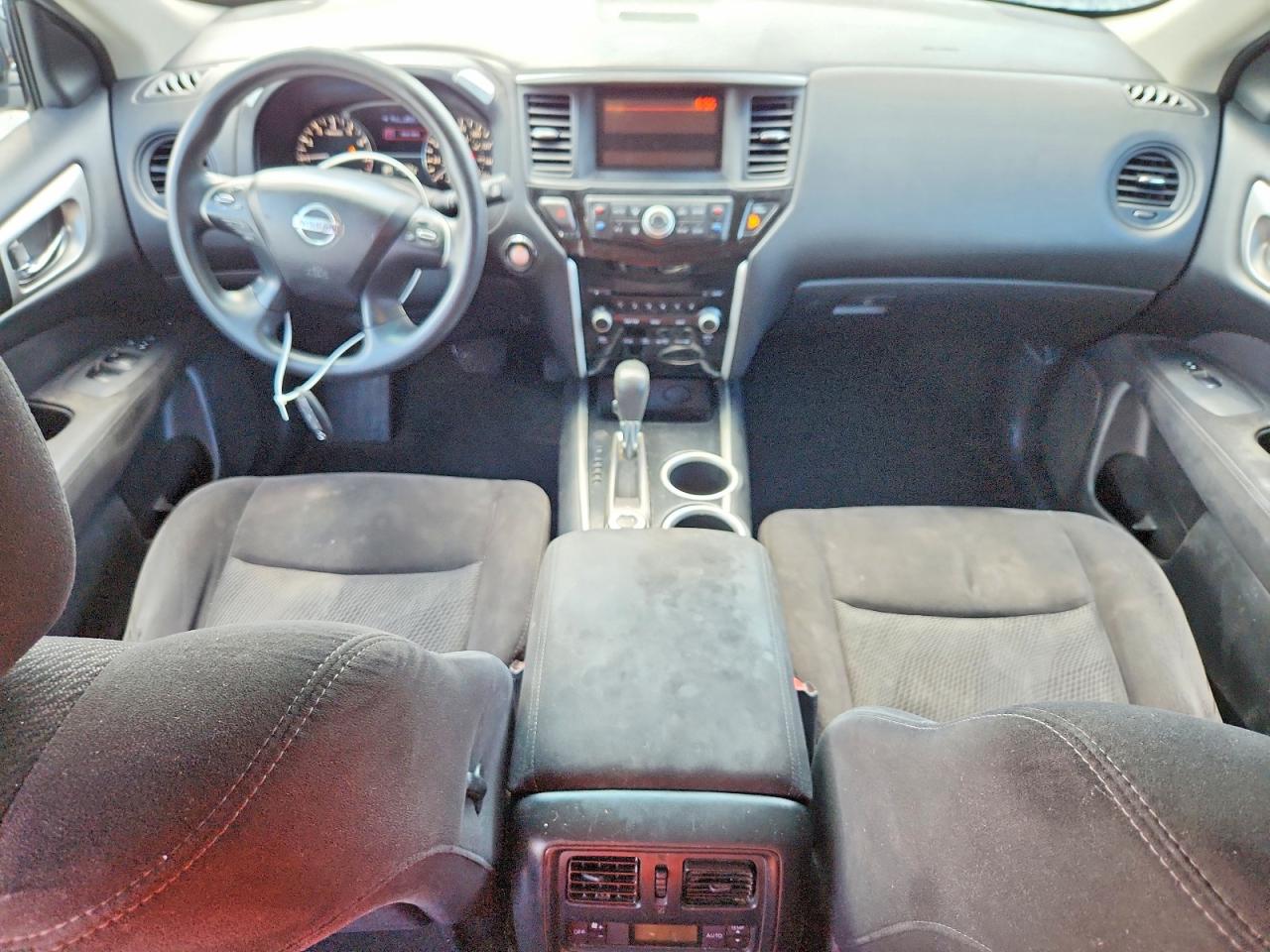 2013 Nissan Pathfinder S Silver vin: 5N1AR2MM7DC674195