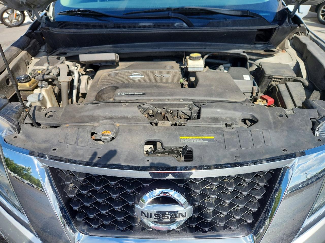 2013 Nissan Pathfinder S Silver vin: 5N1AR2MM7DC674195