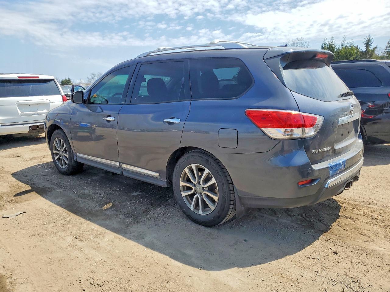 2014 Nissan Pathfinder S Gray vin: 5N1AR2MM7EC605606