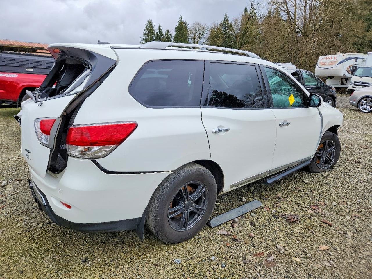 2014 Nissan Pathfinder S White vin: 5N1AR2MM7EC630523