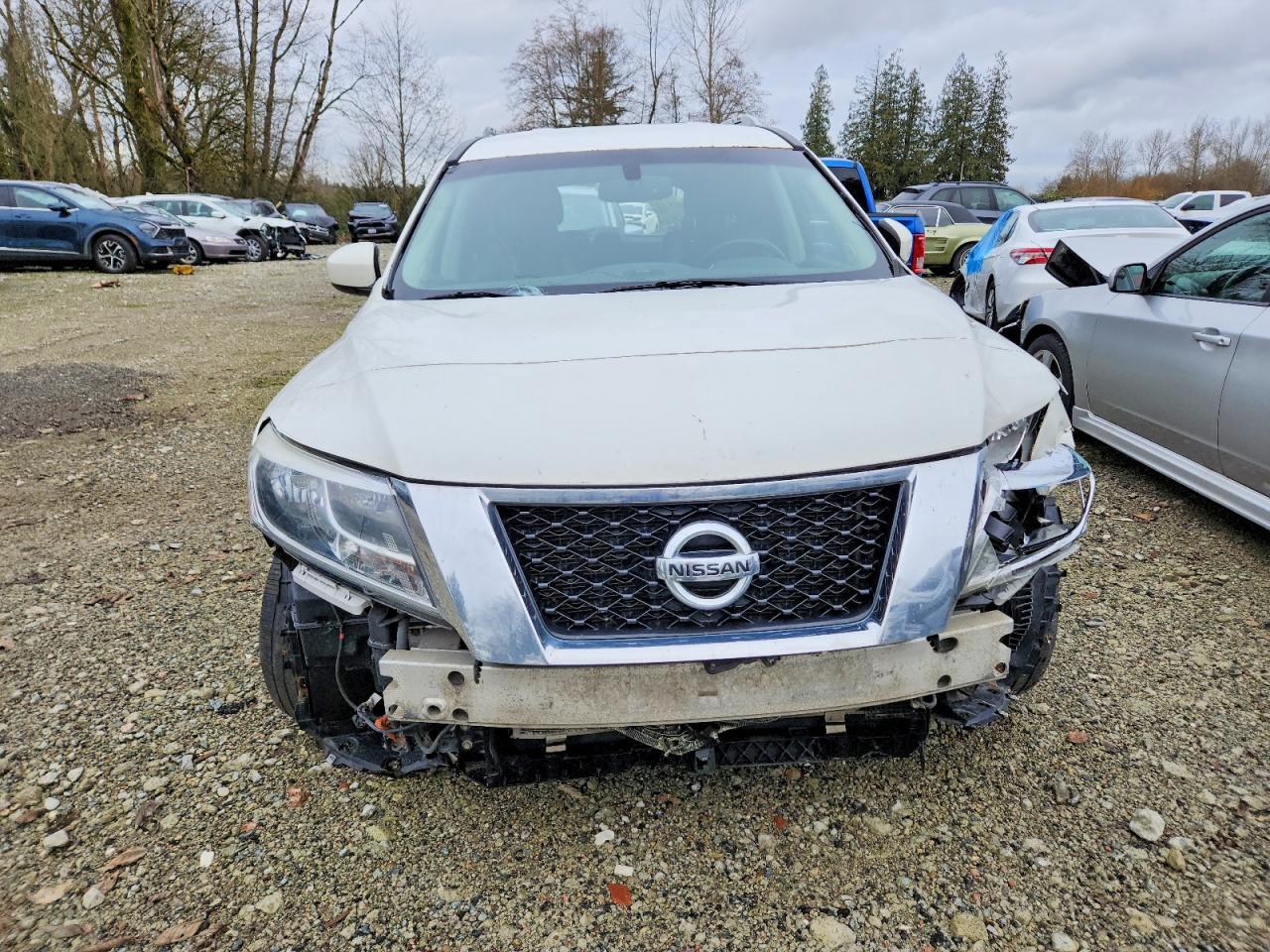 2014 Nissan Pathfinder S White vin: 5N1AR2MM7EC630523