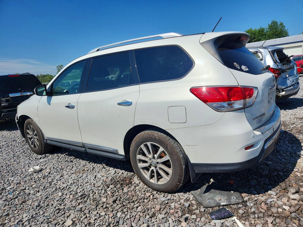 2014 Nissan Pathfinder Sl Белый vin: 5N1AR2MM7EC655552