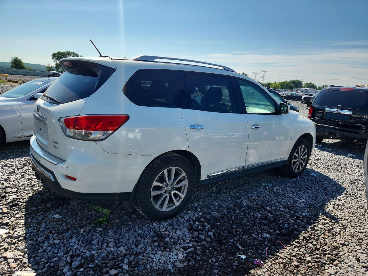 2014 Nissan Pathfinder Sl Белый vin: 5N1AR2MM7EC655552