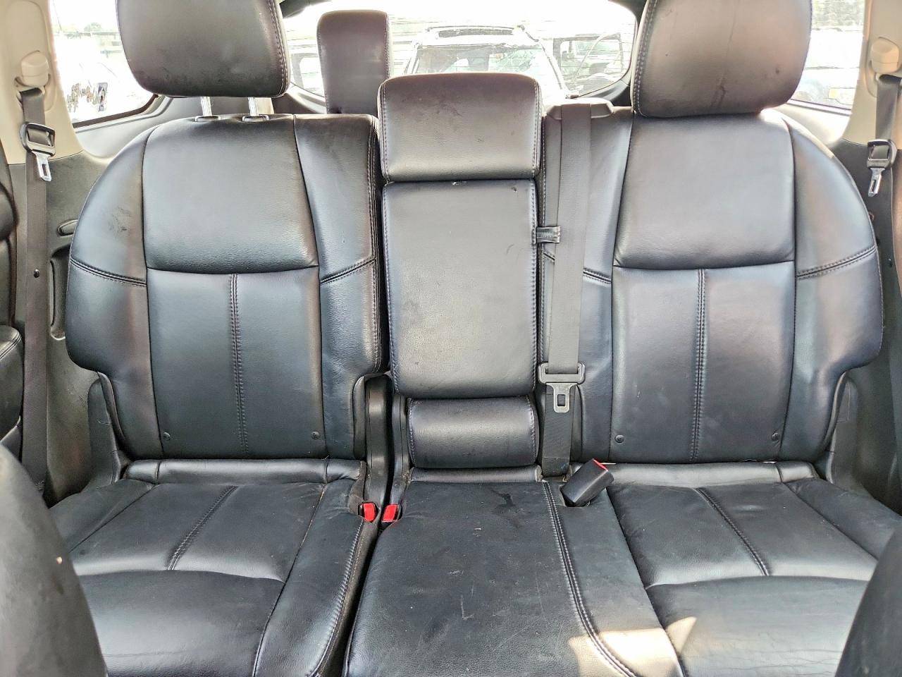 2014 Nissan Pathfinder S Белый vin: 5N1AR2MM7EC663943