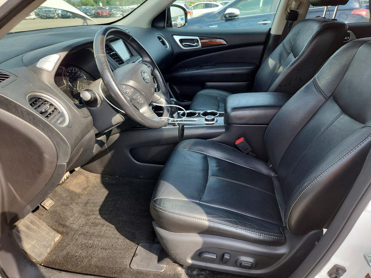2014 Nissan Pathfinder S Белый vin: 5N1AR2MM7EC663943
