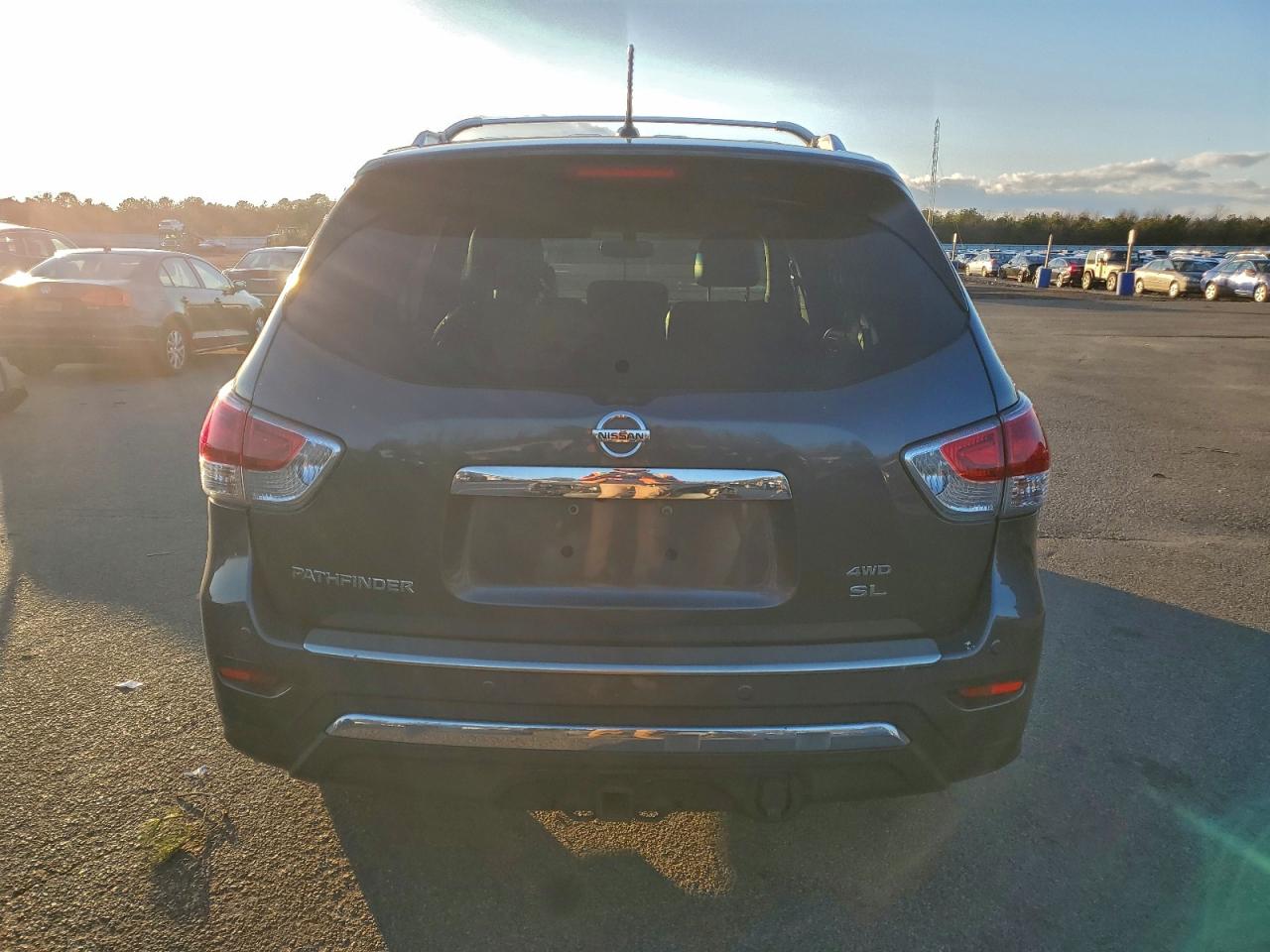 2014 Nissan Pathfinder S Gray vin: 5N1AR2MM7EC692830