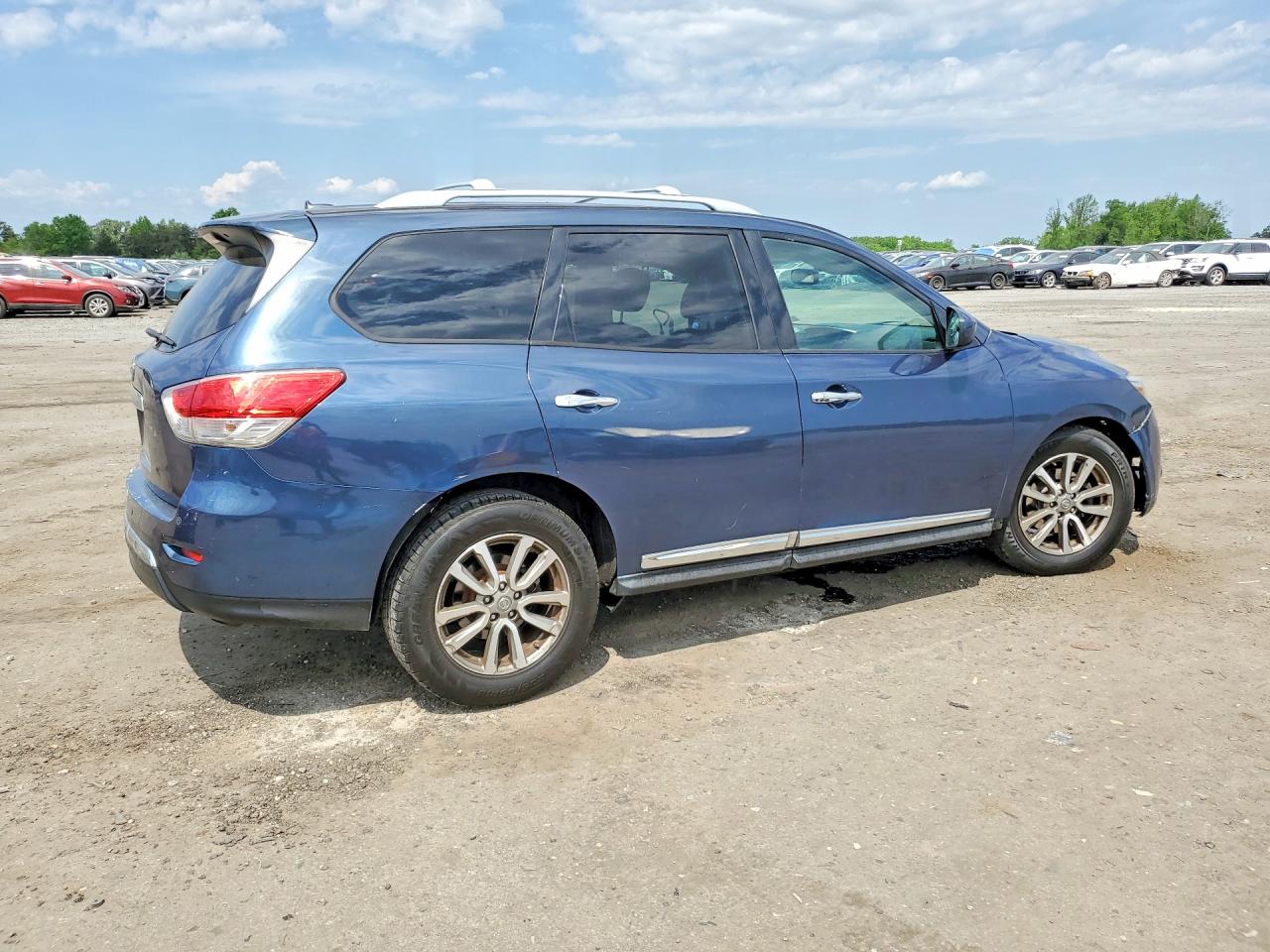 2014 Nissan Pathfinder S Blue vin: 5N1AR2MM7EC696795