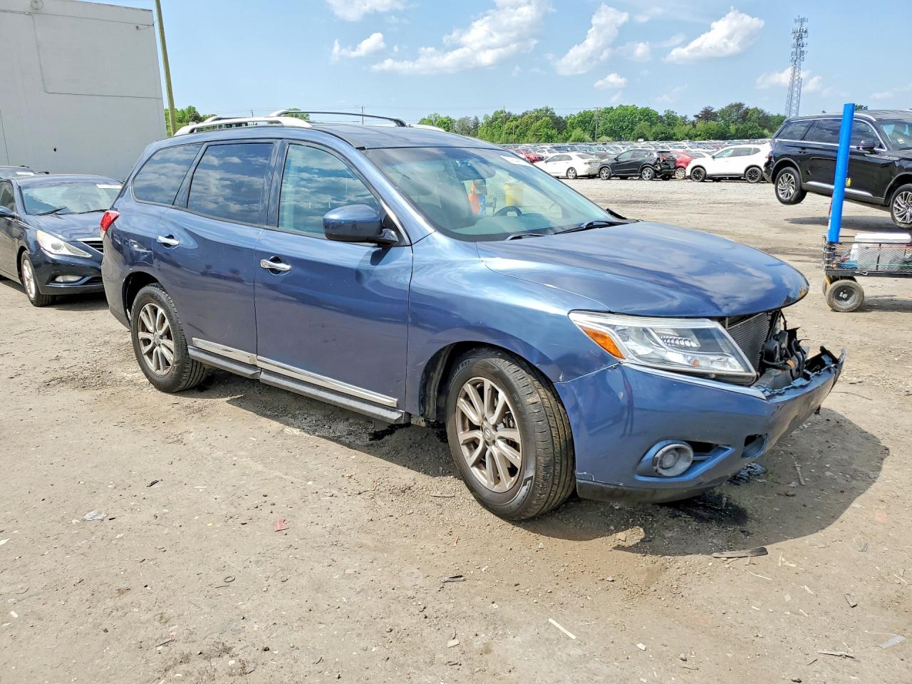 2014 Nissan Pathfinder S Blue vin: 5N1AR2MM7EC696795