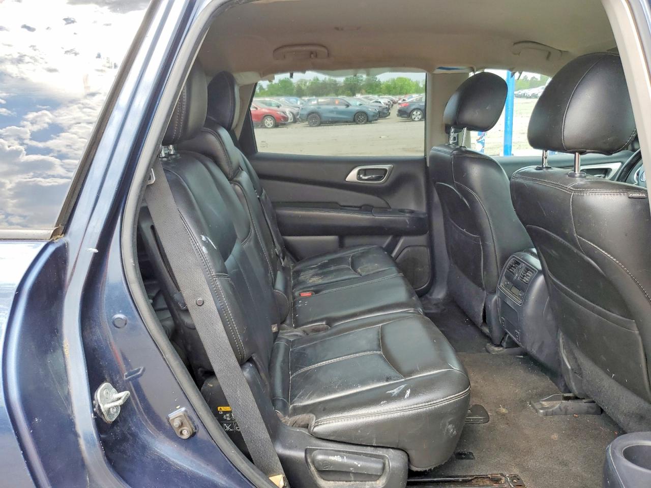 2014 Nissan Pathfinder S Blue vin: 5N1AR2MM7EC696795