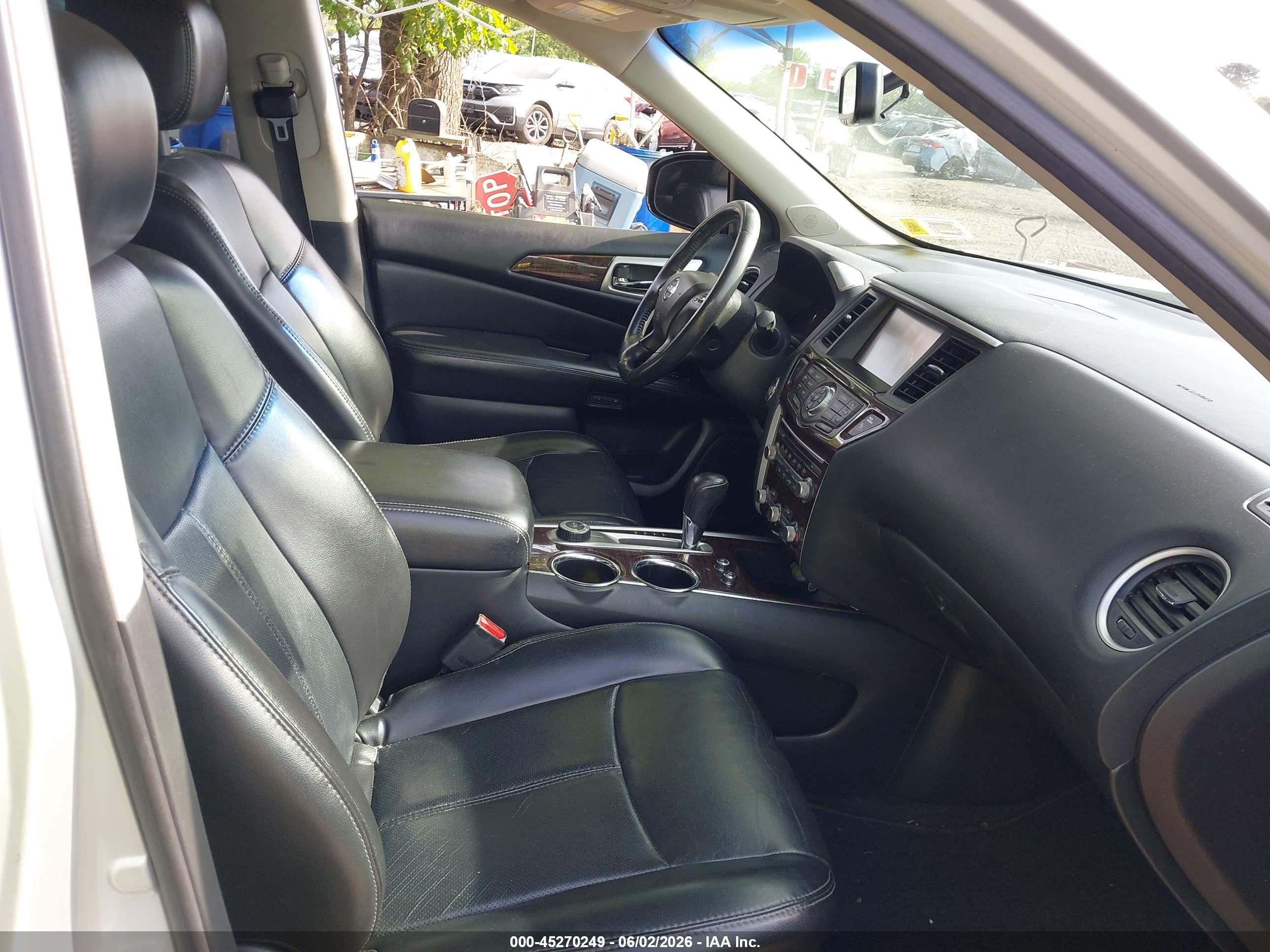 2014 Nissan Pathfinder Platinum Black vin: 5N1AR2MM7EC698577