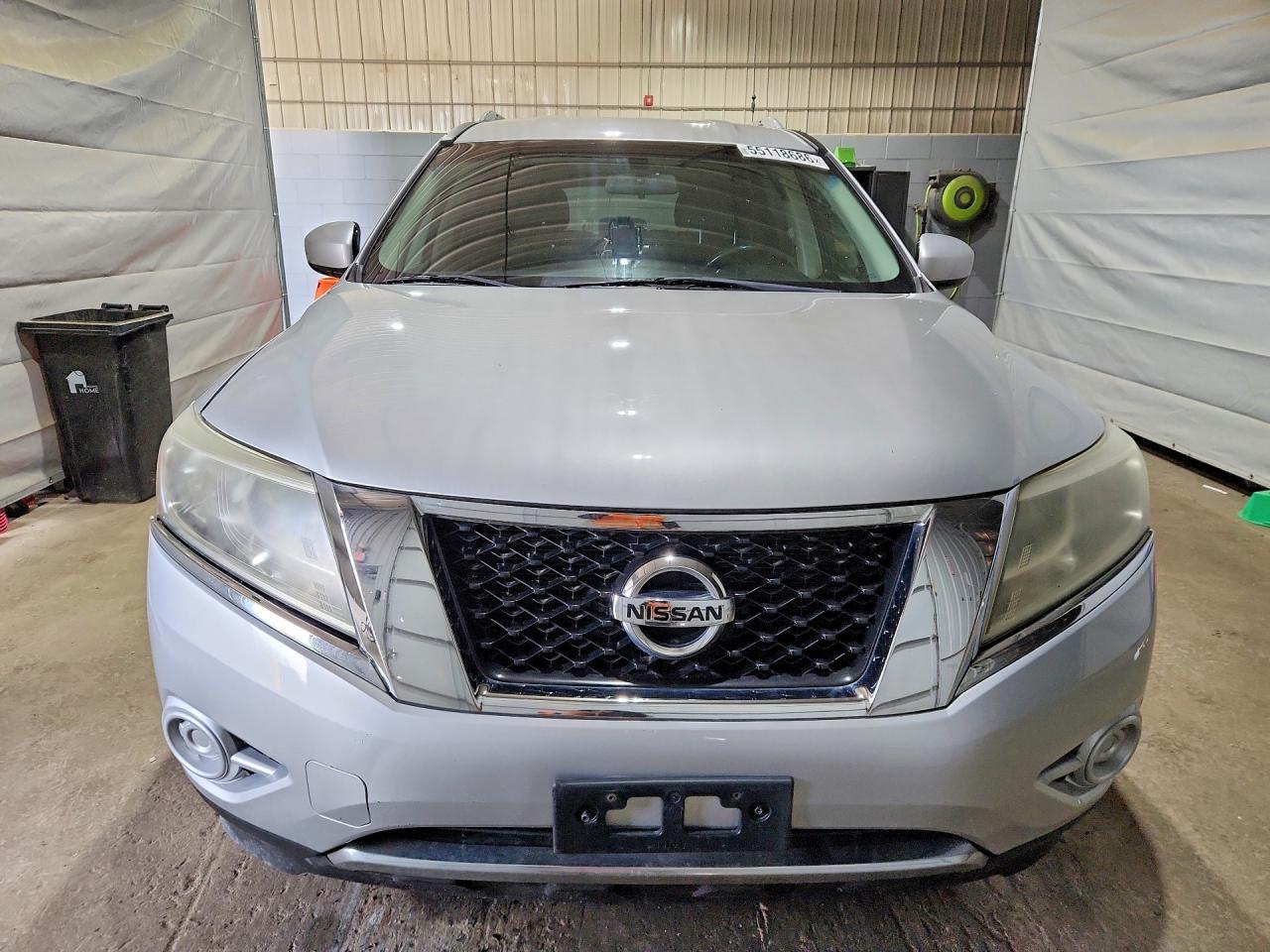 2014 Nissan Pathfinder Sv Silver vin: 5N1AR2MM7EC707682