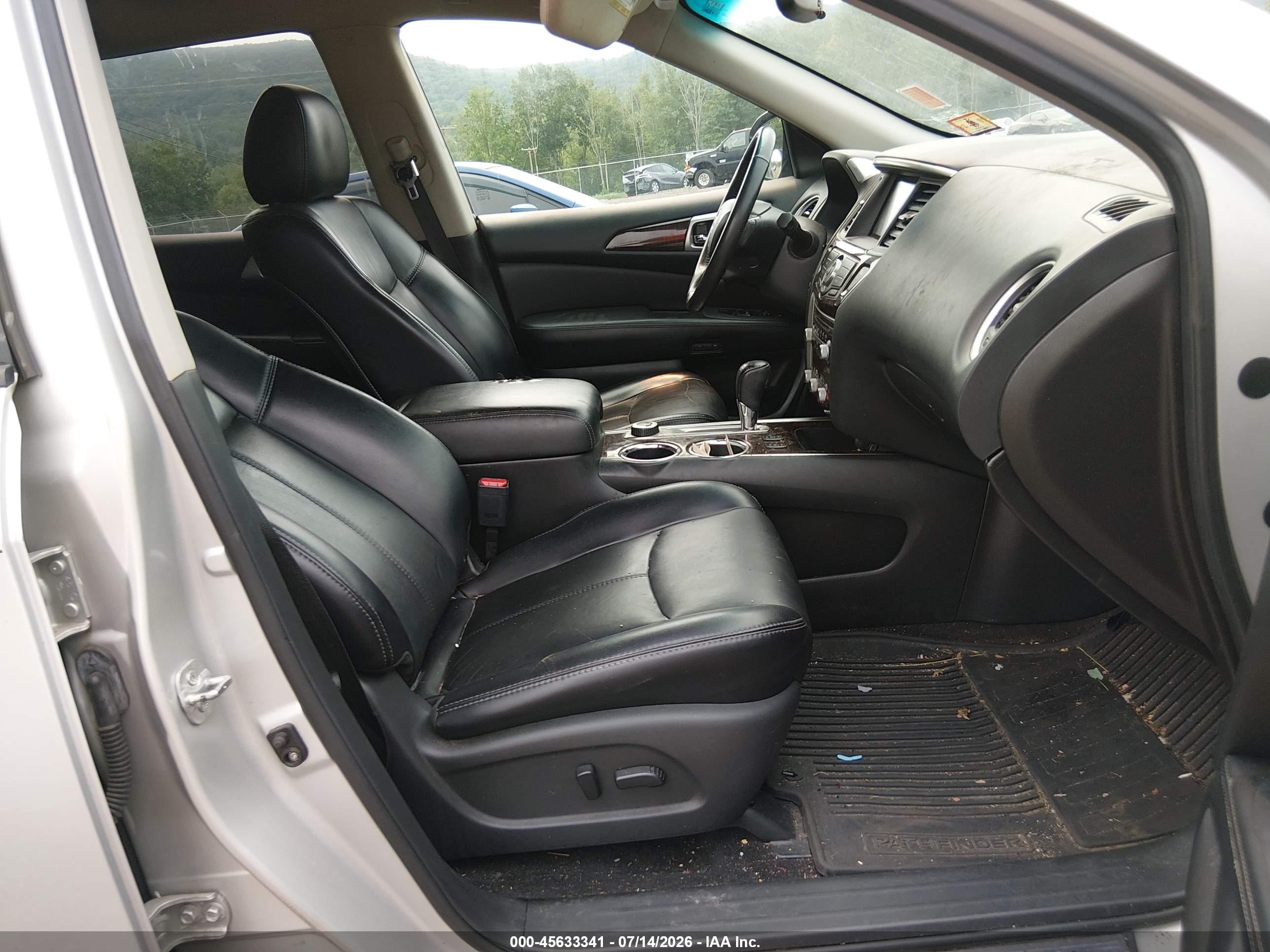 2014 Nissan Pathfinder Sl Silver vin: 5N1AR2MM7EC721582