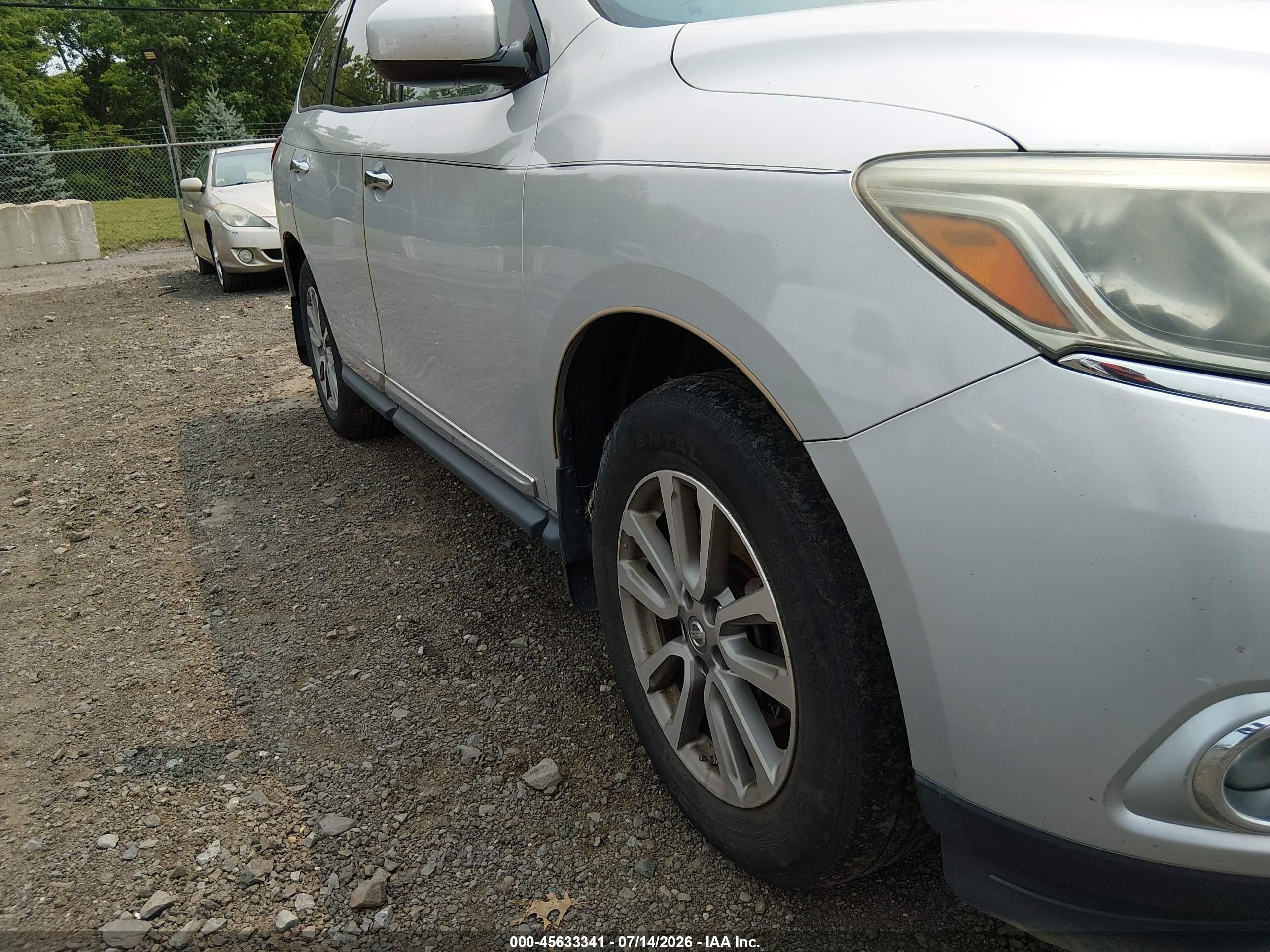 2014 Nissan Pathfinder Sl Silver vin: 5N1AR2MM7EC721582