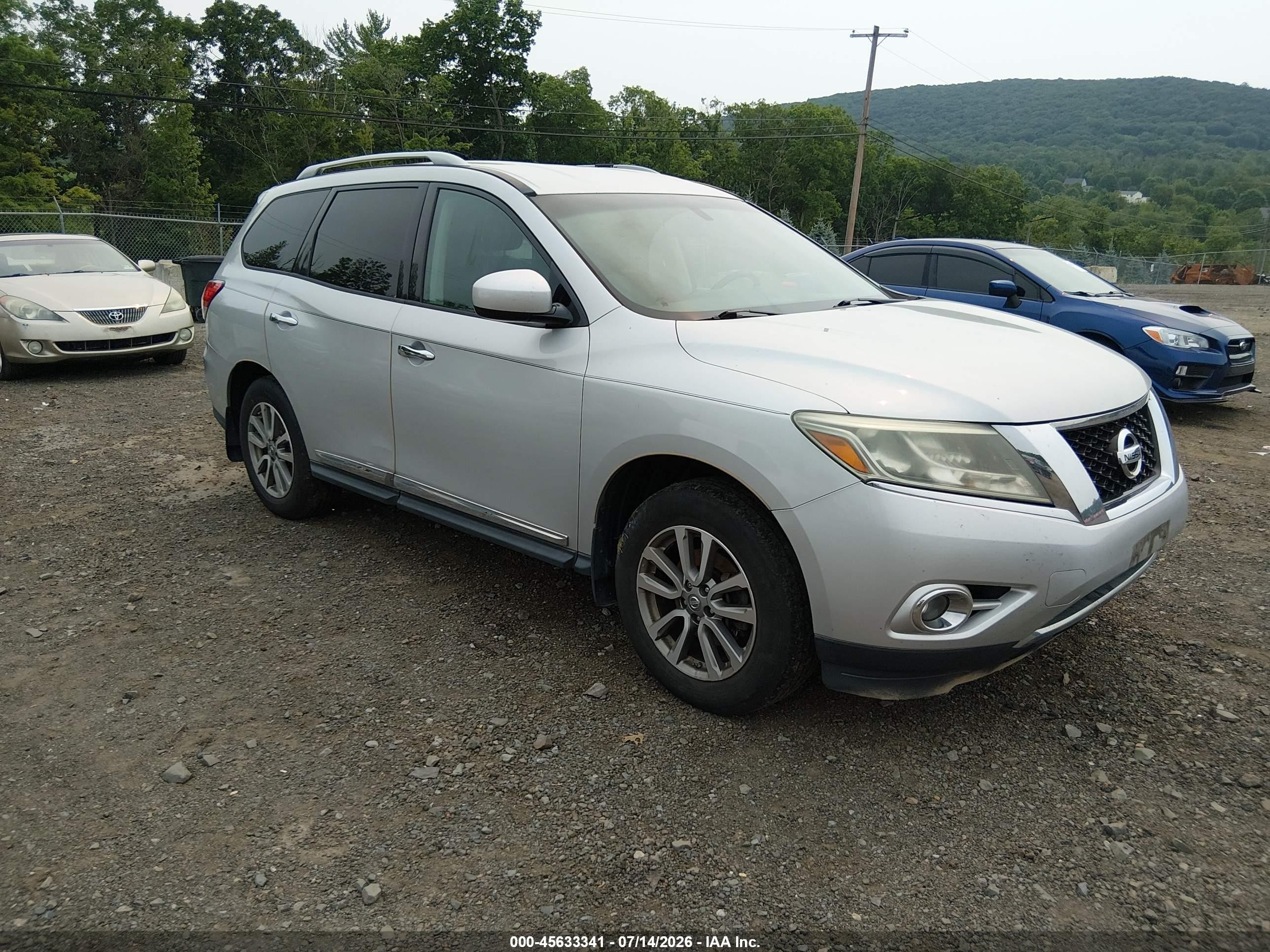 2014 Nissan Pathfinder Sl Silver vin: 5N1AR2MM7EC721582