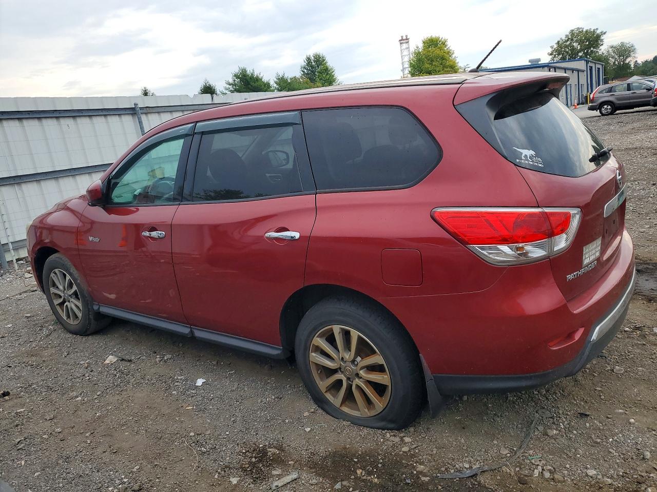 2014 Nissan Pathfinder S Red vin: 5N1AR2MM7EC722411