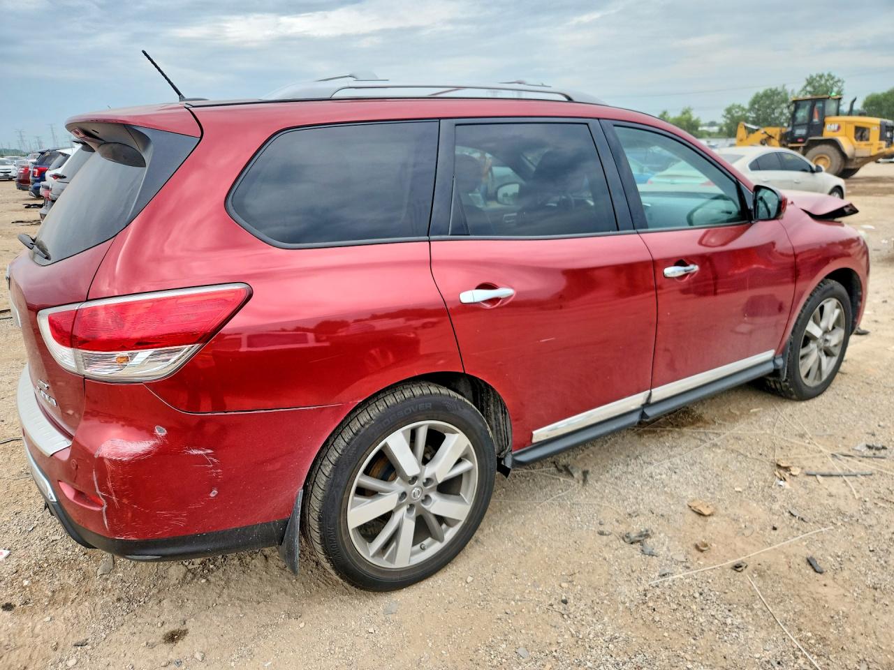 2015 Nissan Pathfinder Platinum Red vin: 5N1AR2MM7FC600391
