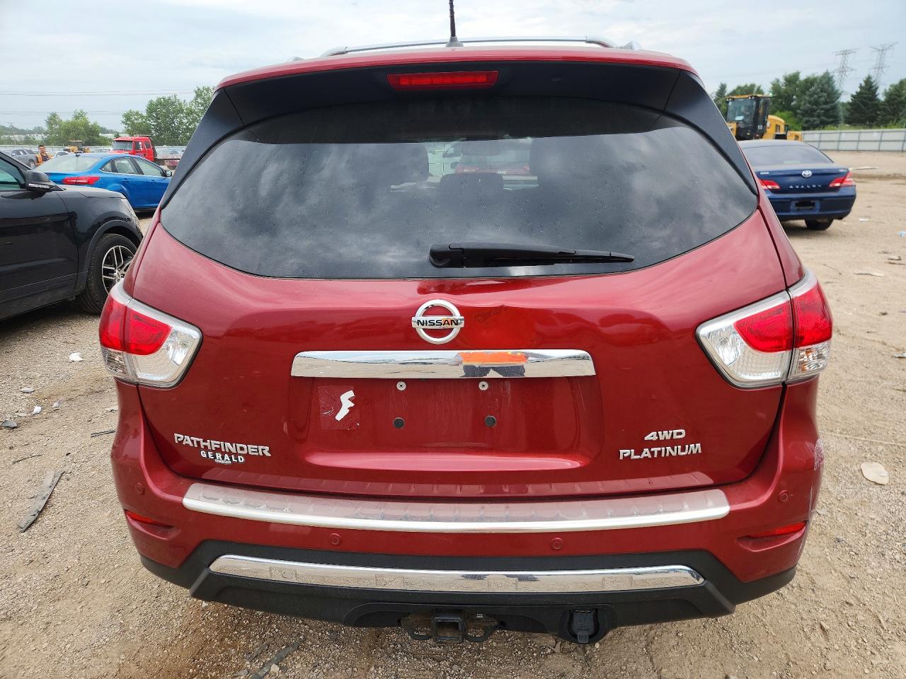 2015 Nissan Pathfinder Platinum Red vin: 5N1AR2MM7FC600391