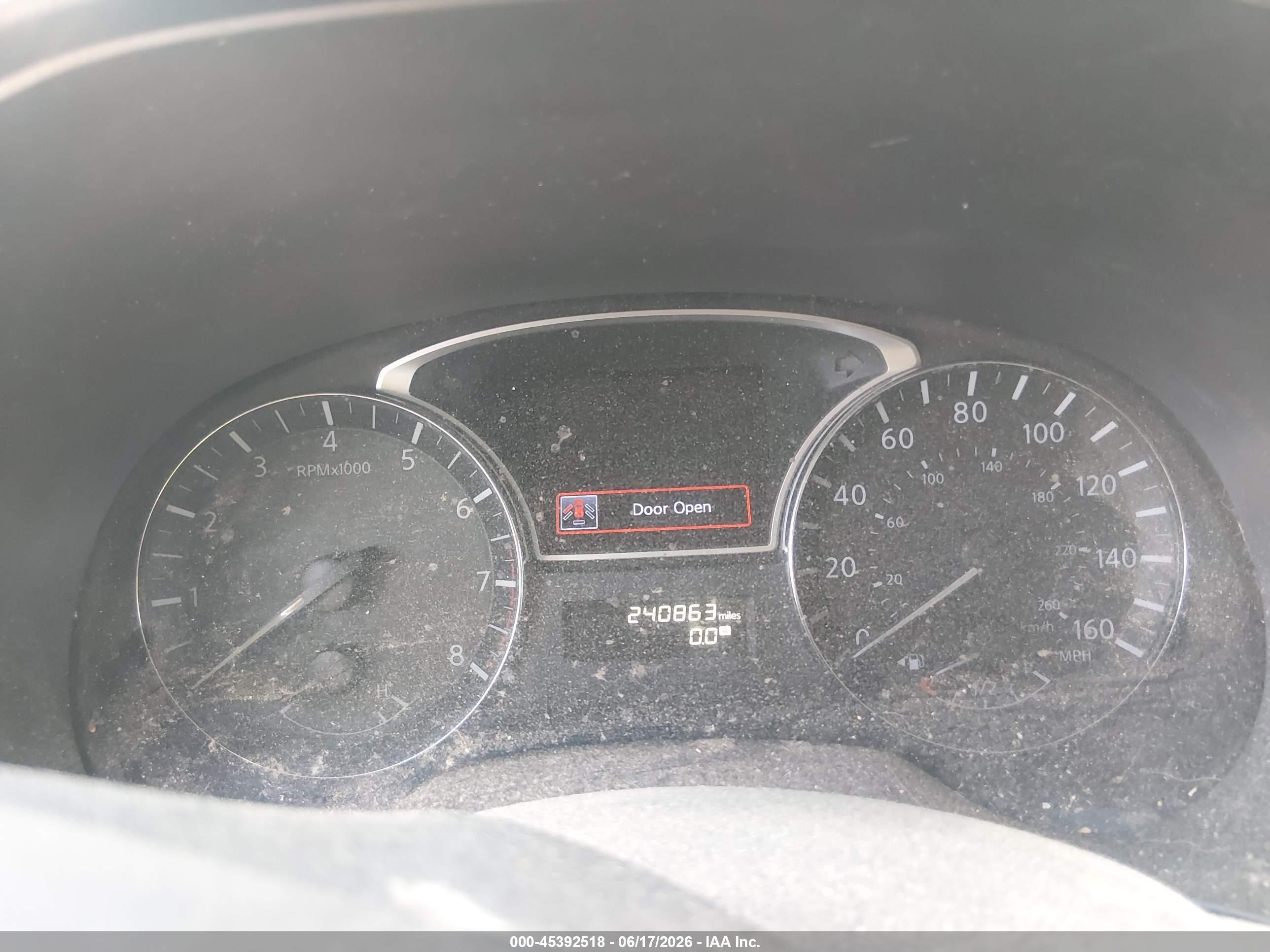 2015 Nissan Pathfinder Sv Silver vin: 5N1AR2MM7FC617062