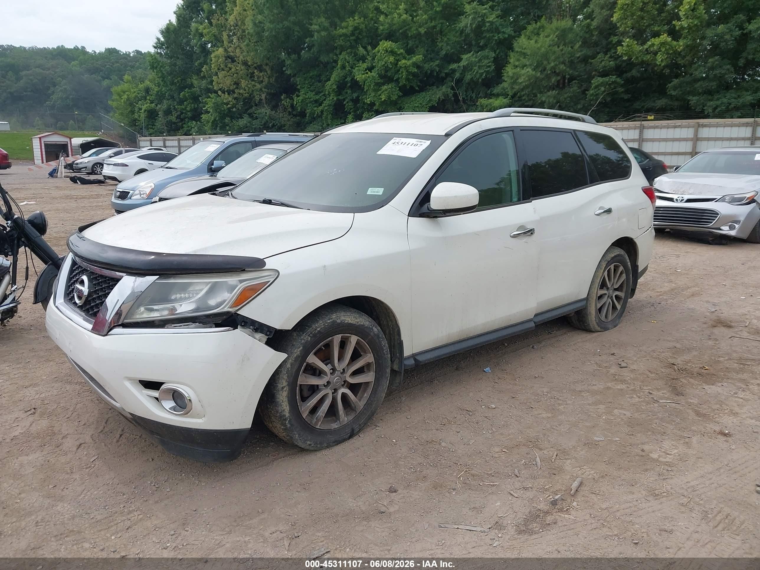 2015 Nissan Pathfinder Sv White vin: 5N1AR2MM7FC617949