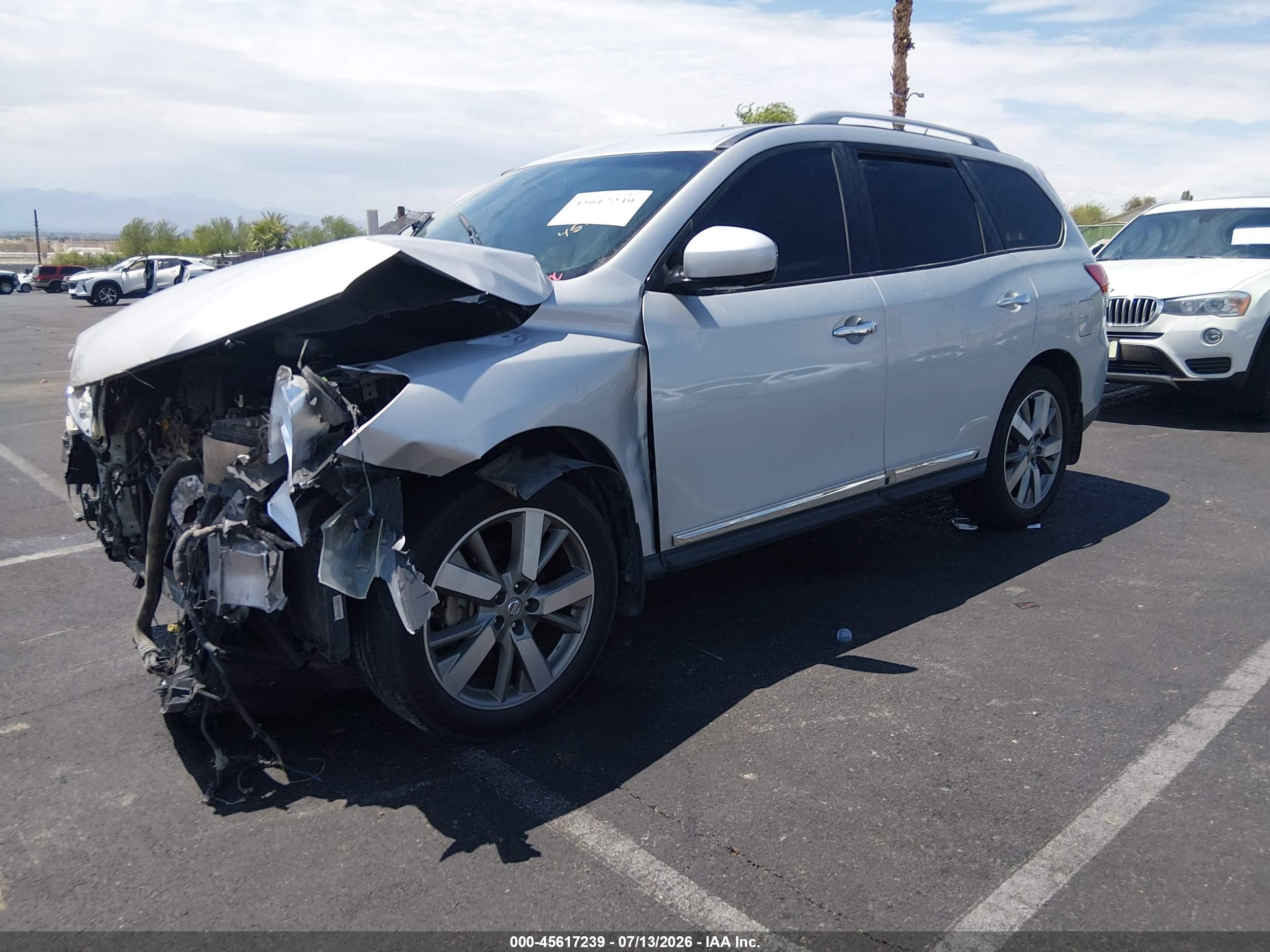 2015 Nissan Pathfinder Platinum Silver vin: 5N1AR2MM7FC622312