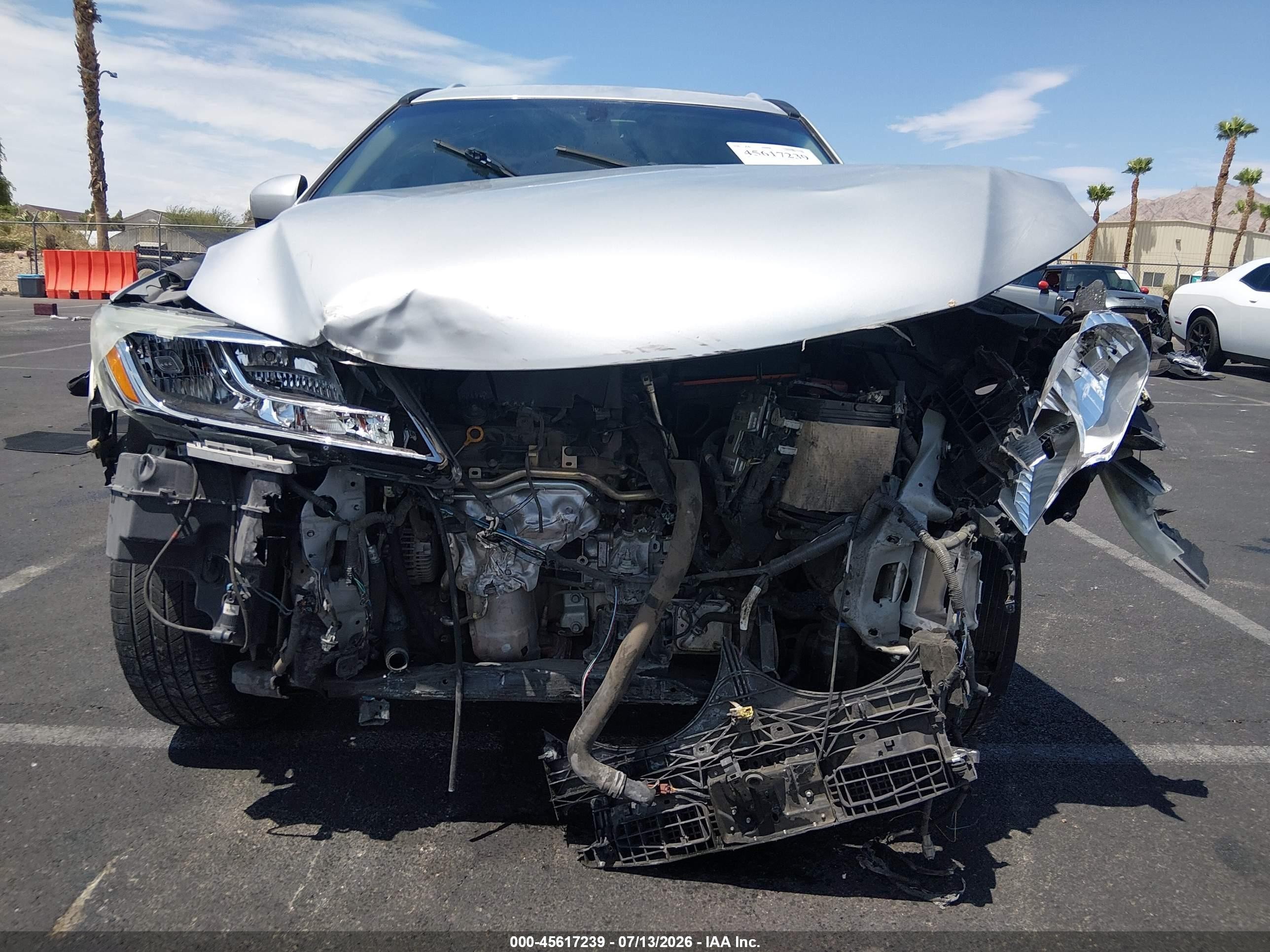 2015 Nissan Pathfinder Platinum Silver vin: 5N1AR2MM7FC622312