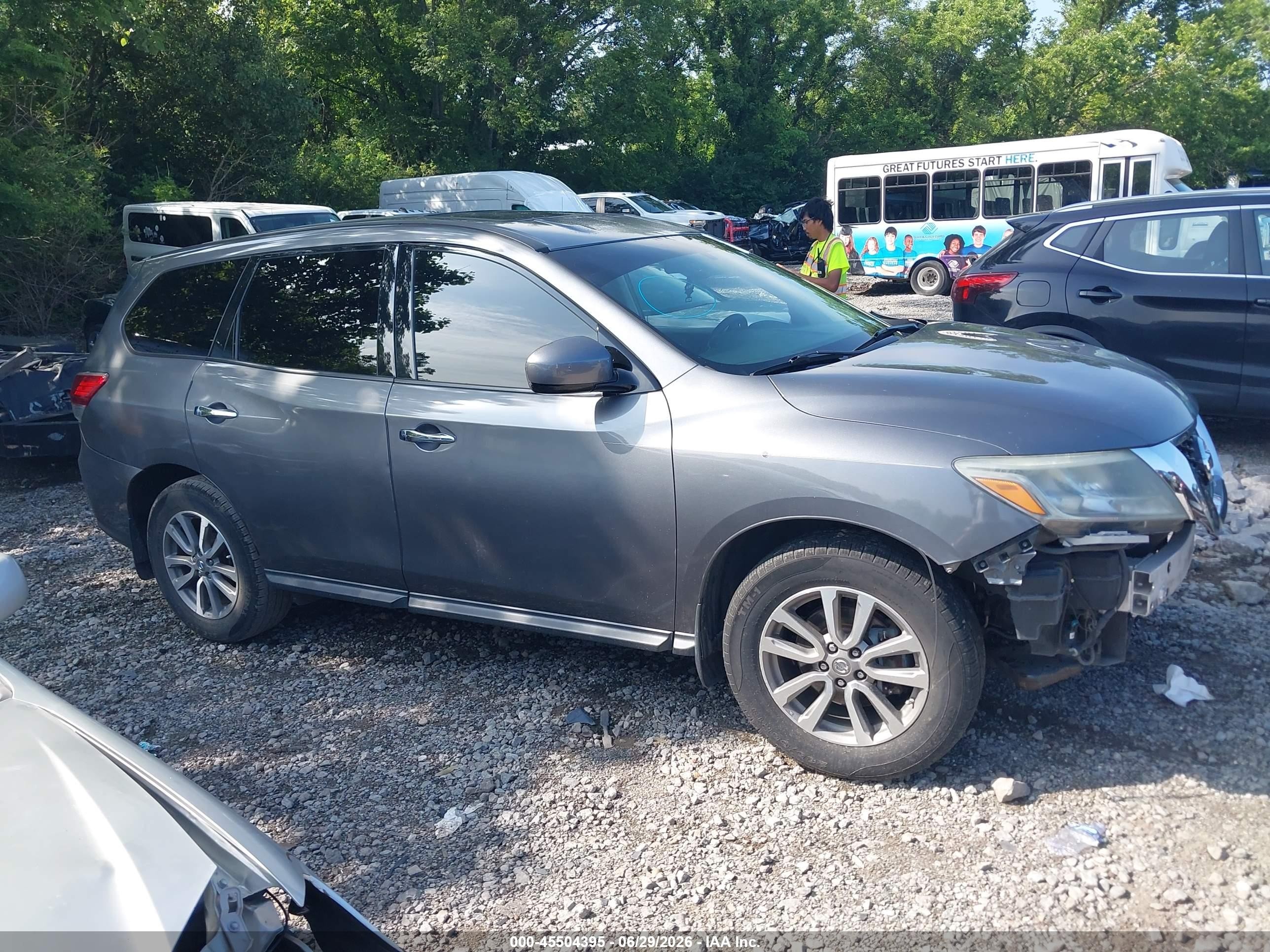 2015 Nissan Pathfinder S Gray vin: 5N1AR2MM7FC623671