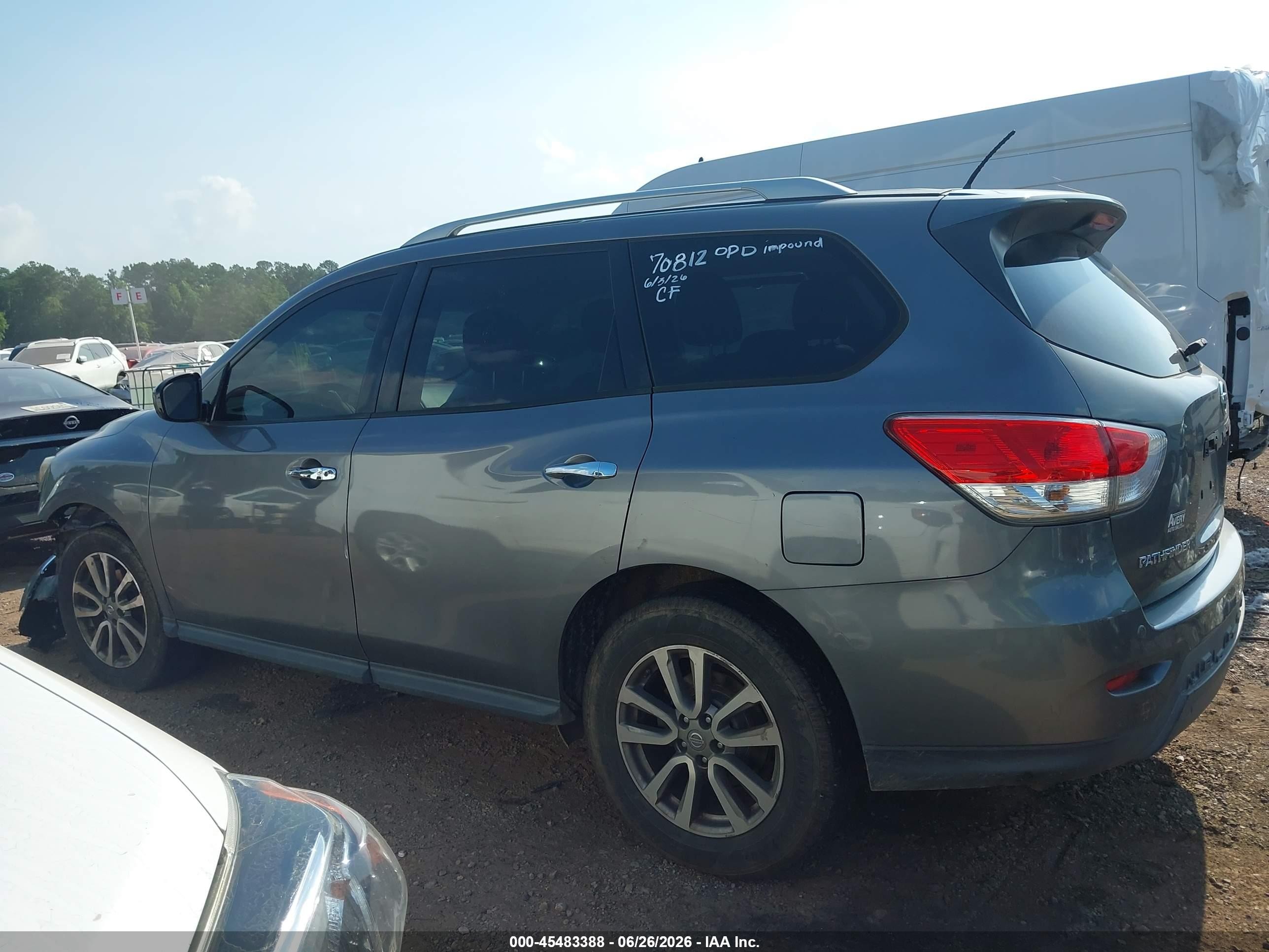 2015 Nissan Pathfinder Sv Gray vin: 5N1AR2MM7FC638428
