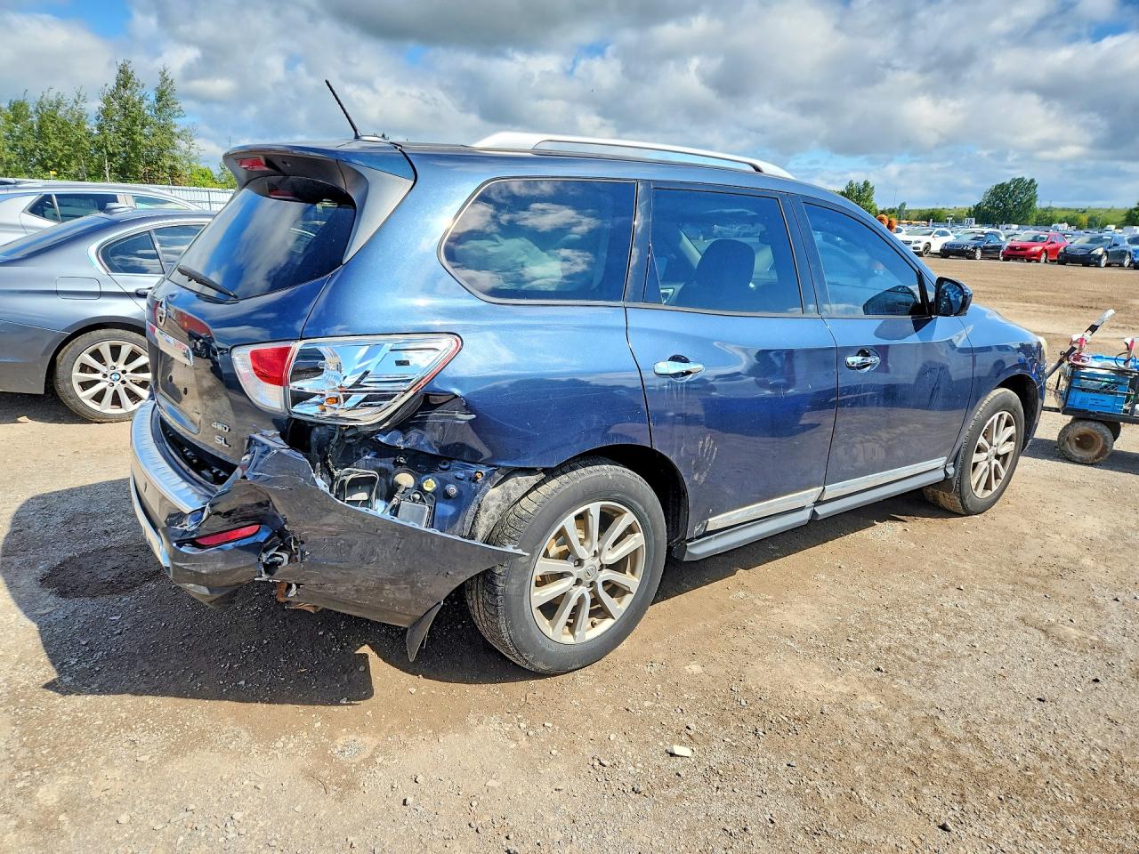 2015 Nissan Pathfinder S Blue vin: 5N1AR2MM7FC648876