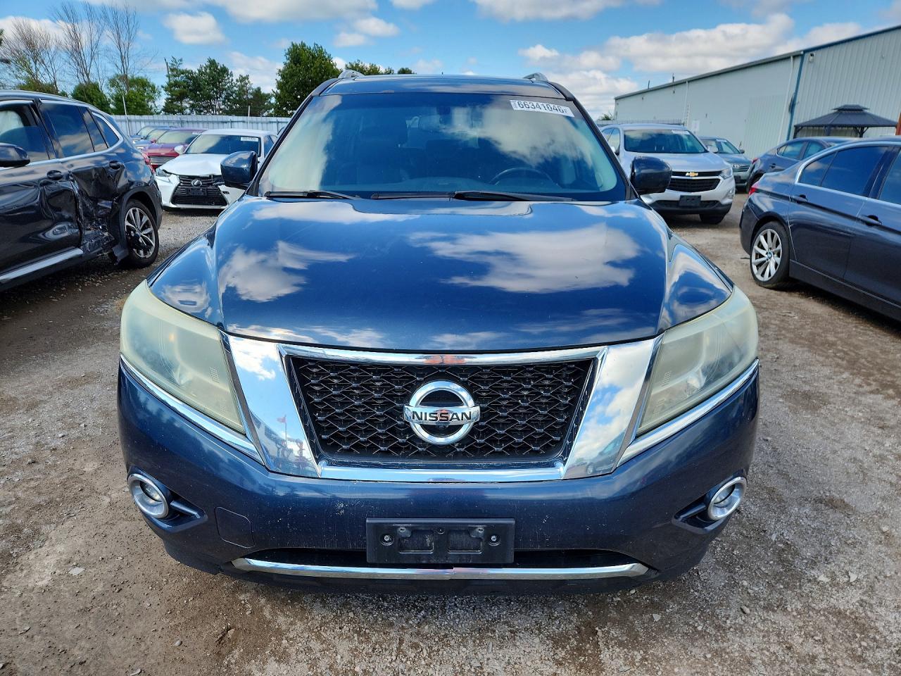 2015 Nissan Pathfinder S Blue vin: 5N1AR2MM7FC648876