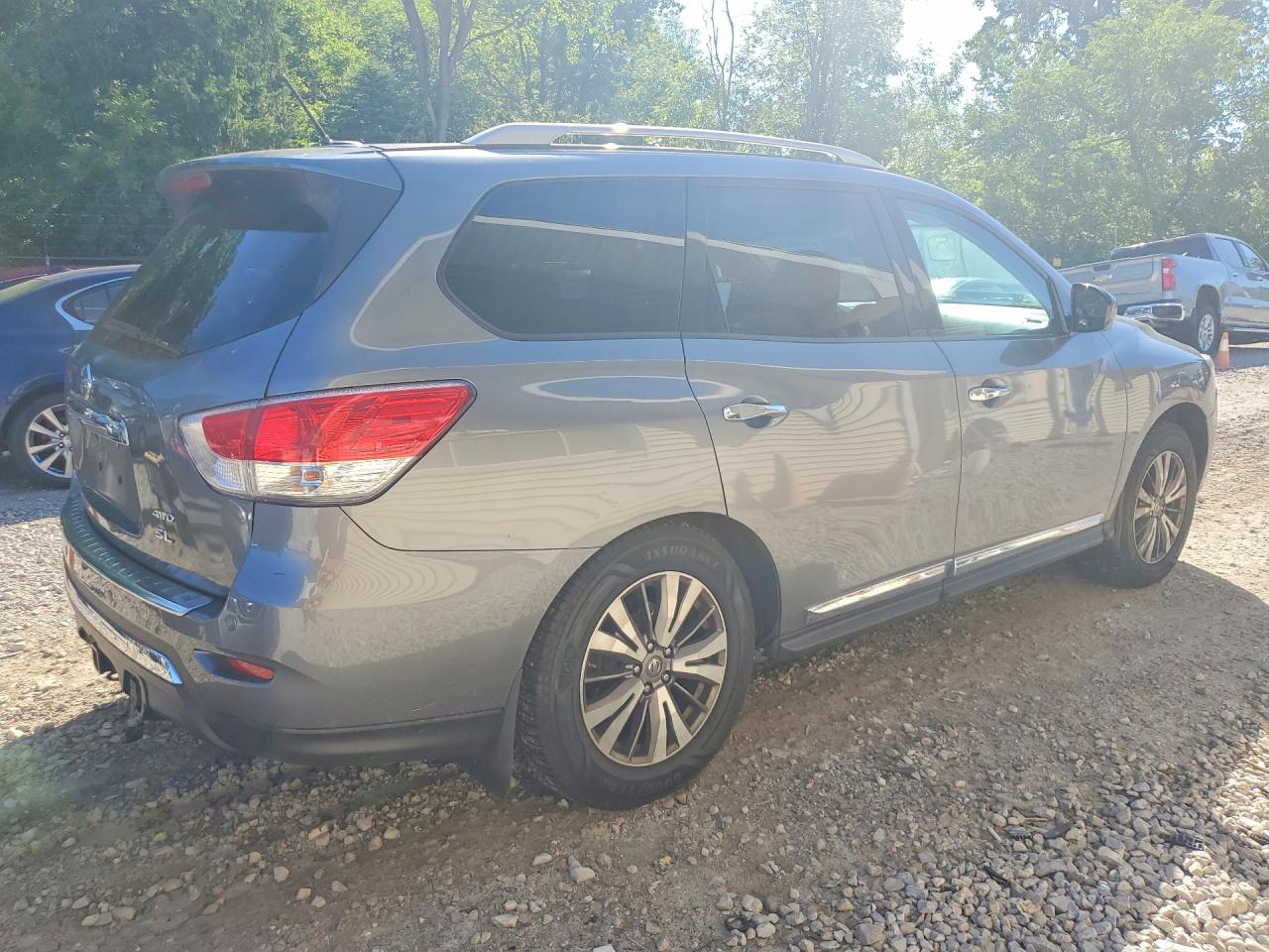 2015 Nissan Pathfinder Sl Gray vin: 5N1AR2MM7FC666844