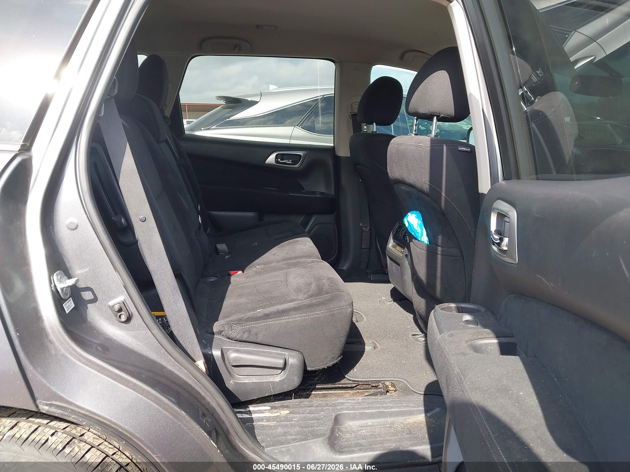 2015 Nissan Pathfinder Platinum/s/sl/sv Gray vin: 5N1AR2MM7FC679979